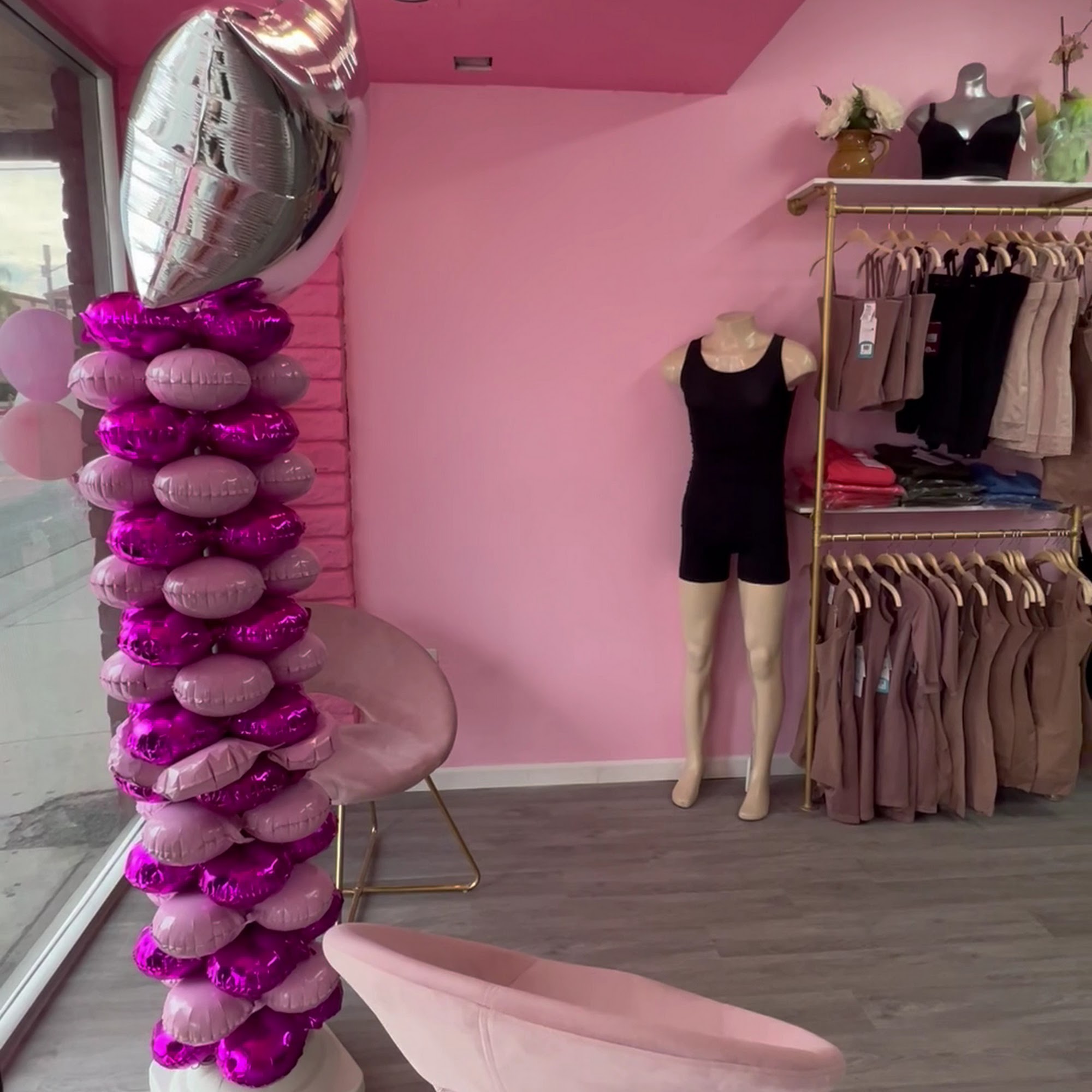 Francis Fajas Boutique