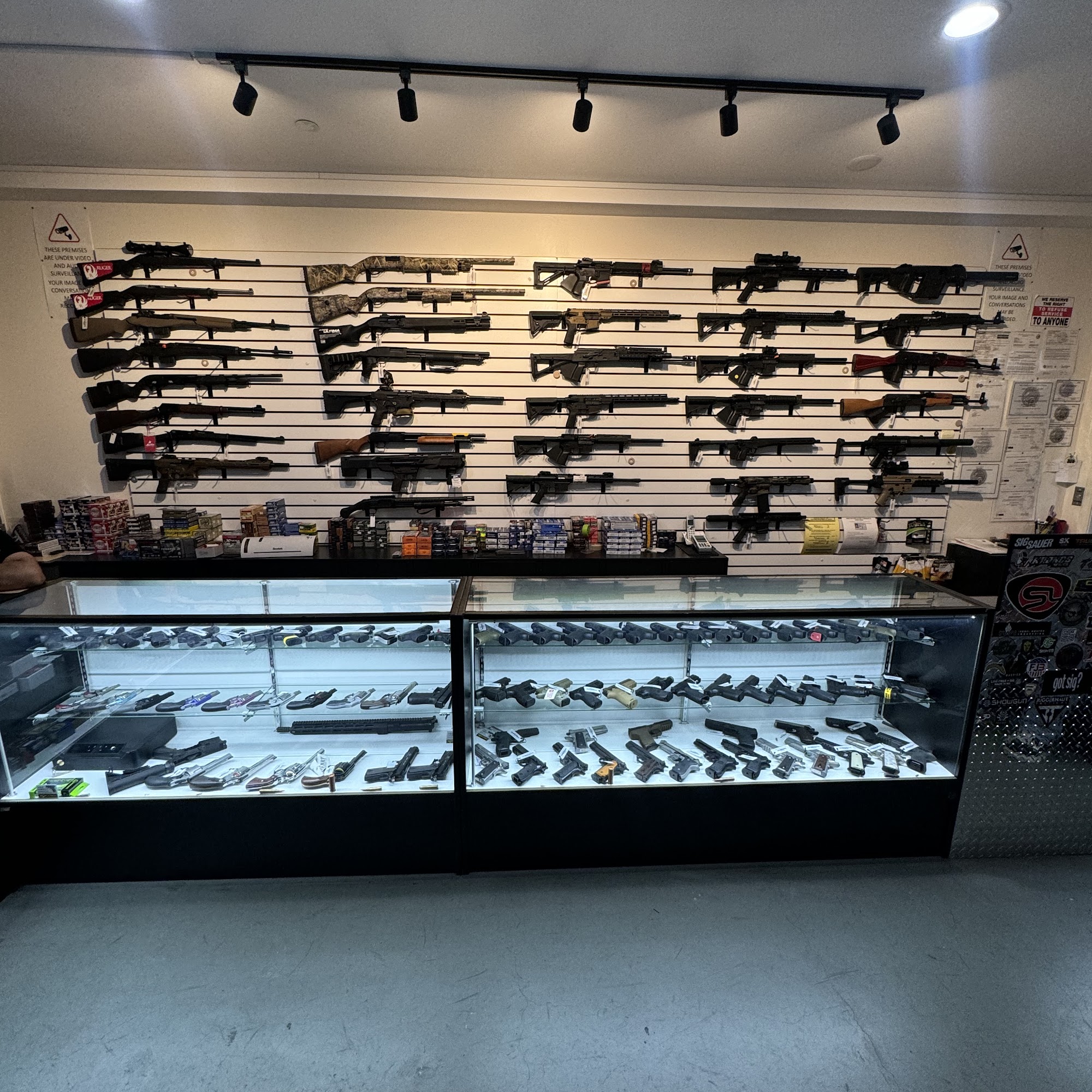Ultimate Gun Shop
