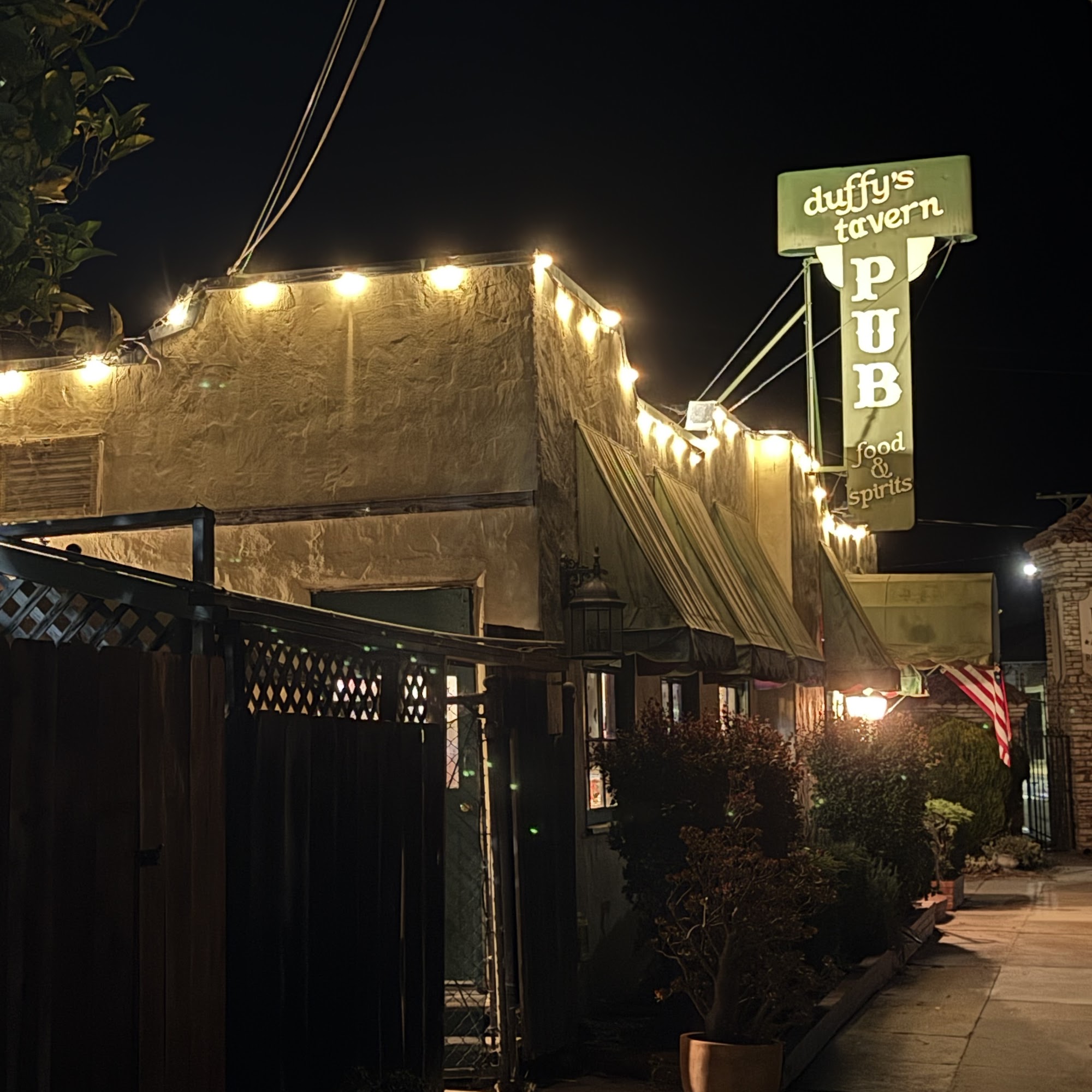 Duffy's Tavern & Family Restaurant Monterey