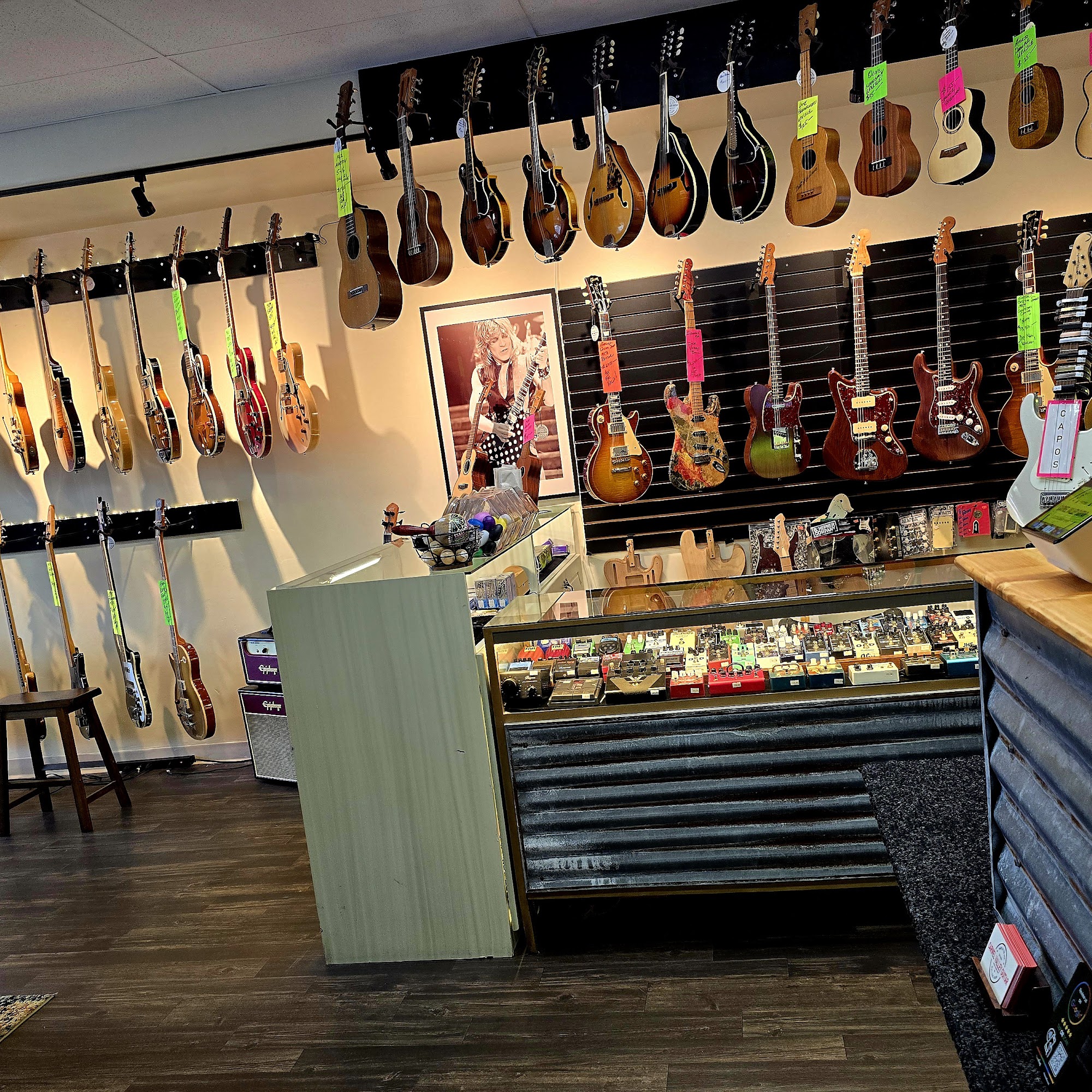 Carmel Valley Guitar