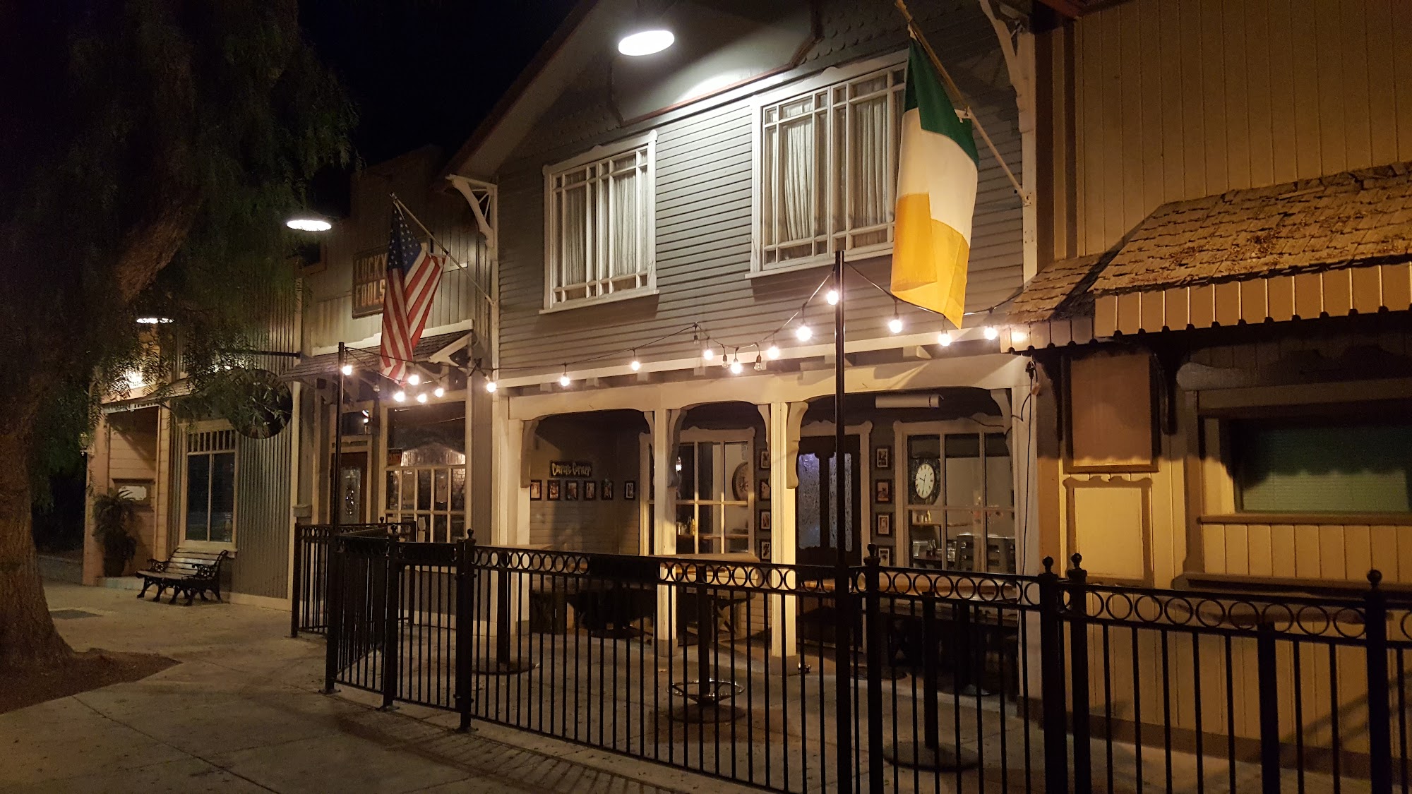 Lucky Fools Pub Moorpark