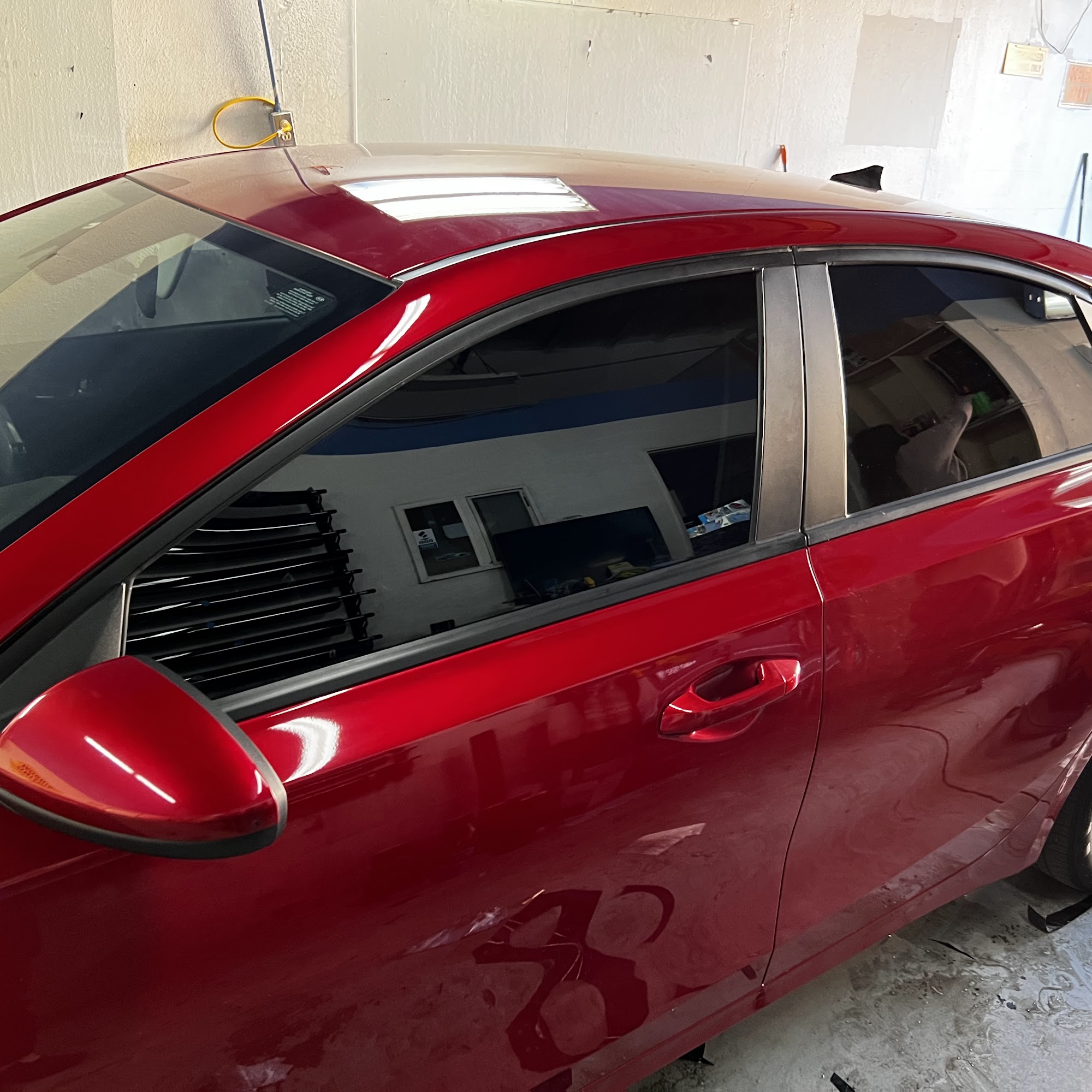 Desert Window Tint & Auto Glass 22405 Alessandro Blvd STE 103, Moreno Valley California 92553