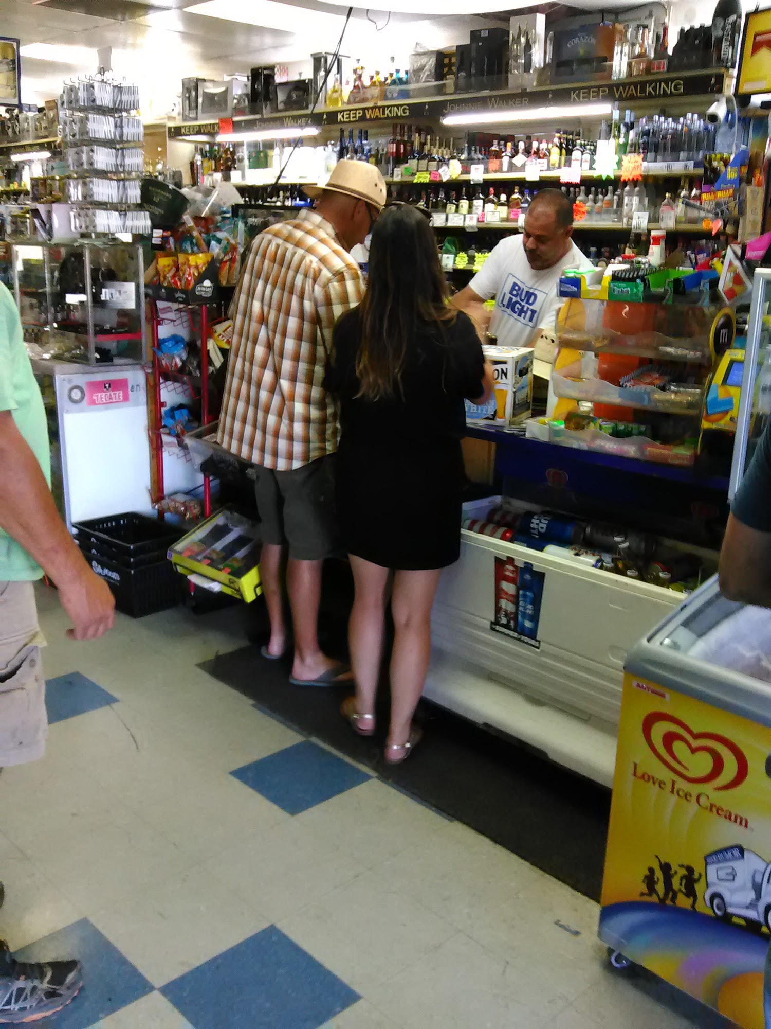 Sun Valley Market 16725 Monterey Hwy, Morgan Hill