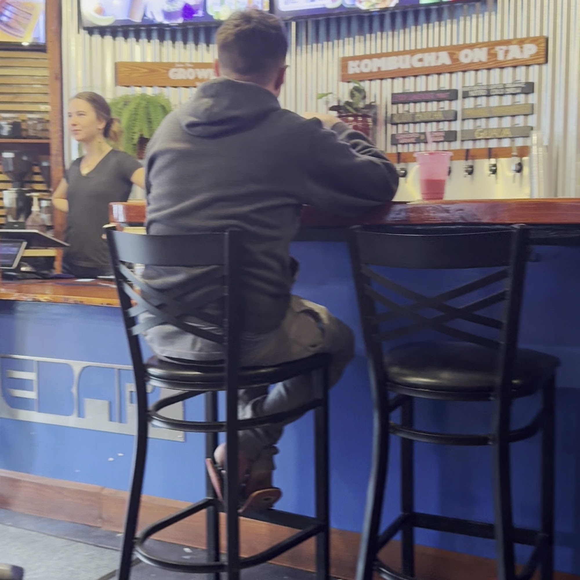 Alua's Thrive Bar Mount Shasta