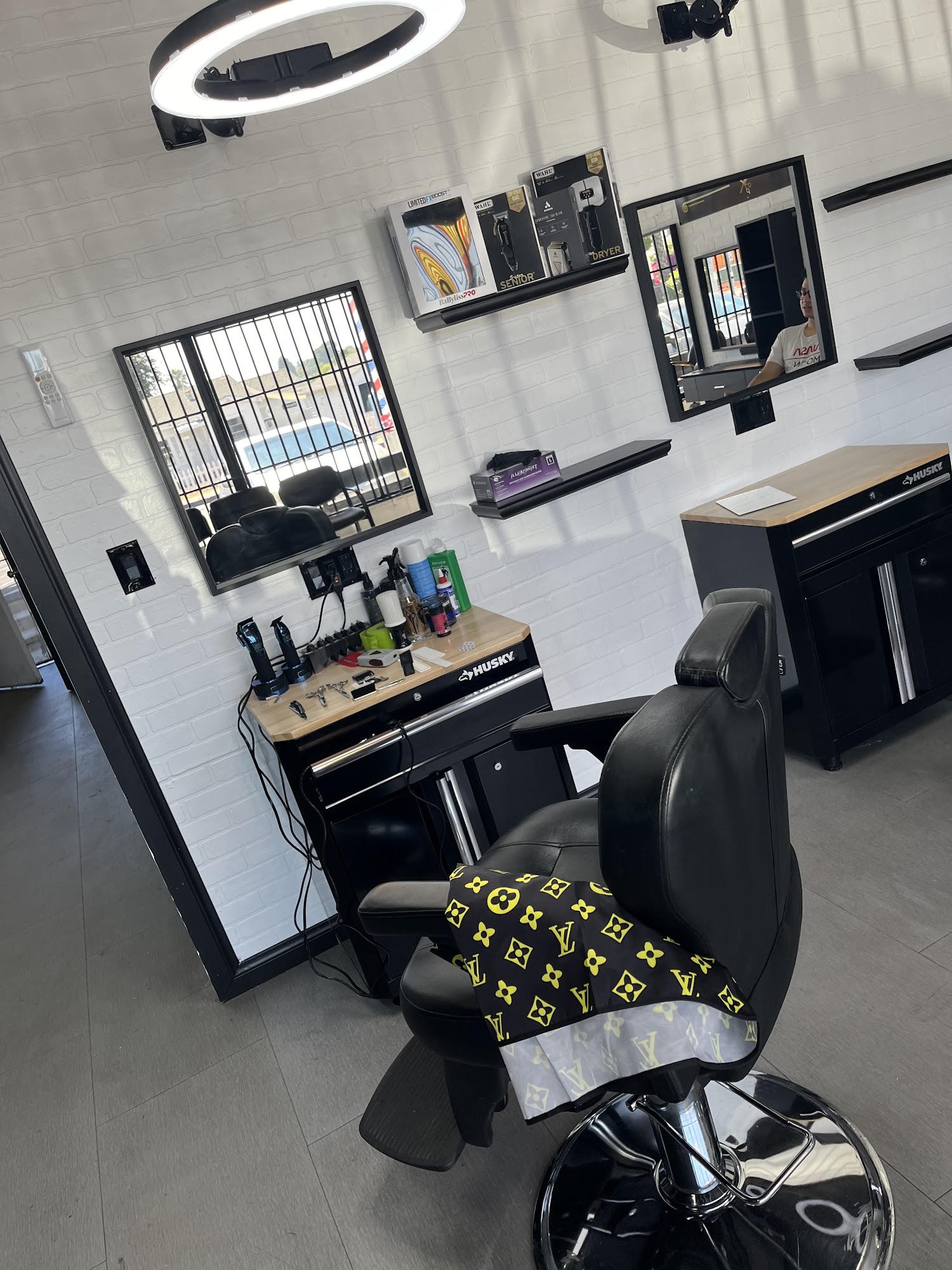 King & Queen Hair studio