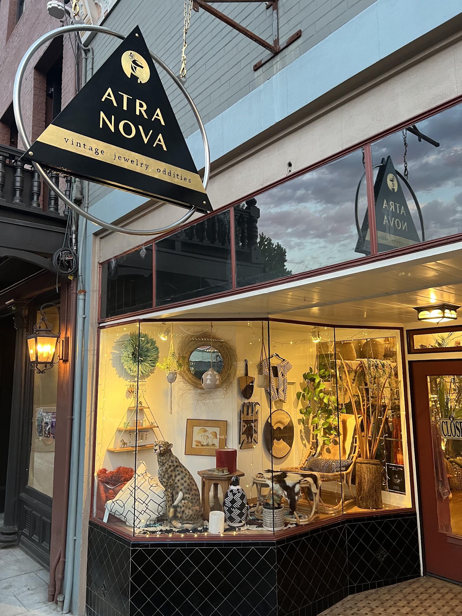 Atra Nova Nevada City