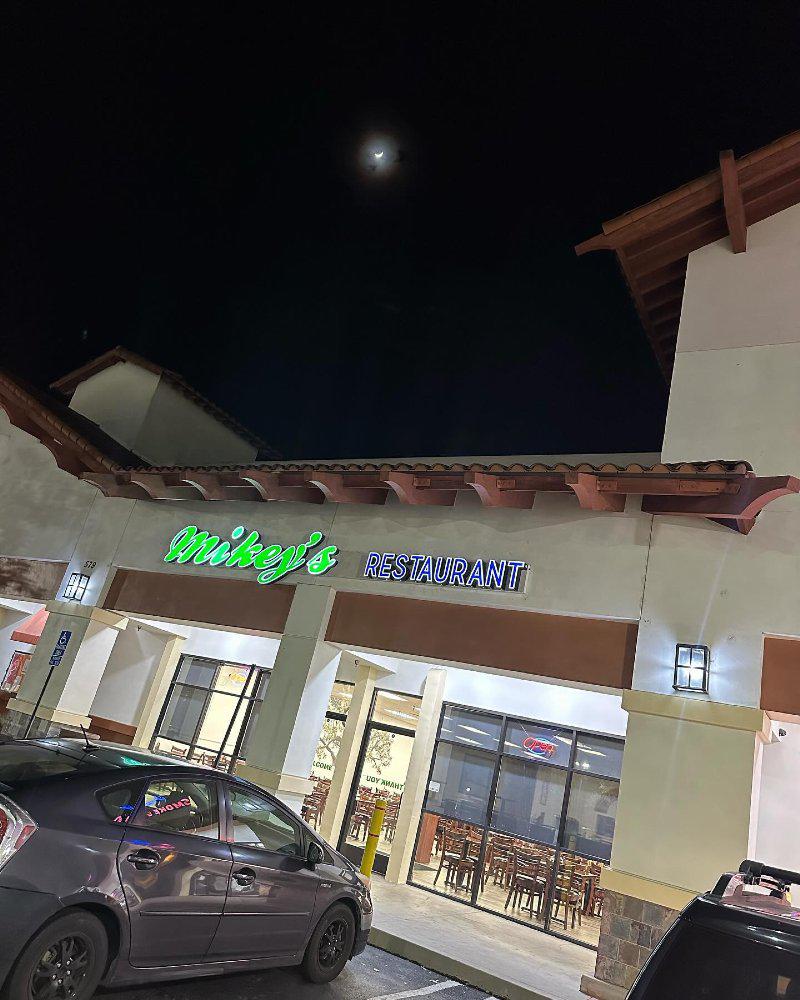 Mikey's Restaurant Newbury Park