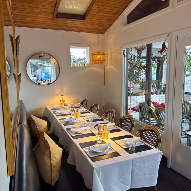 Photo credit: opentable