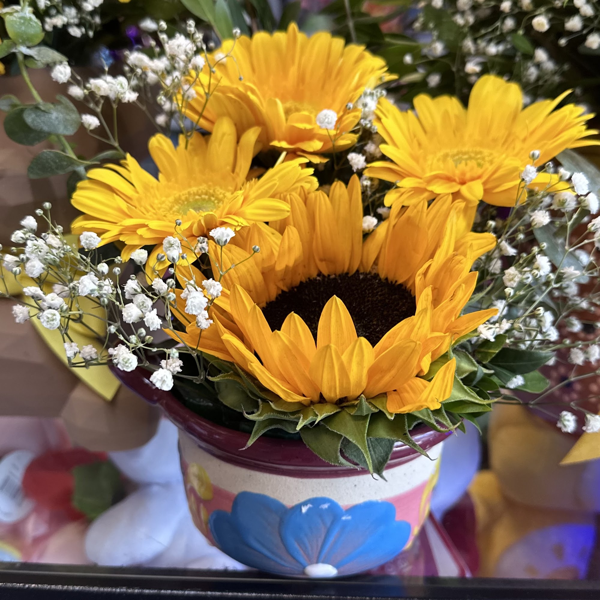 Monarch Party Supplies 543 W Tefft St, Nipomo California 93444