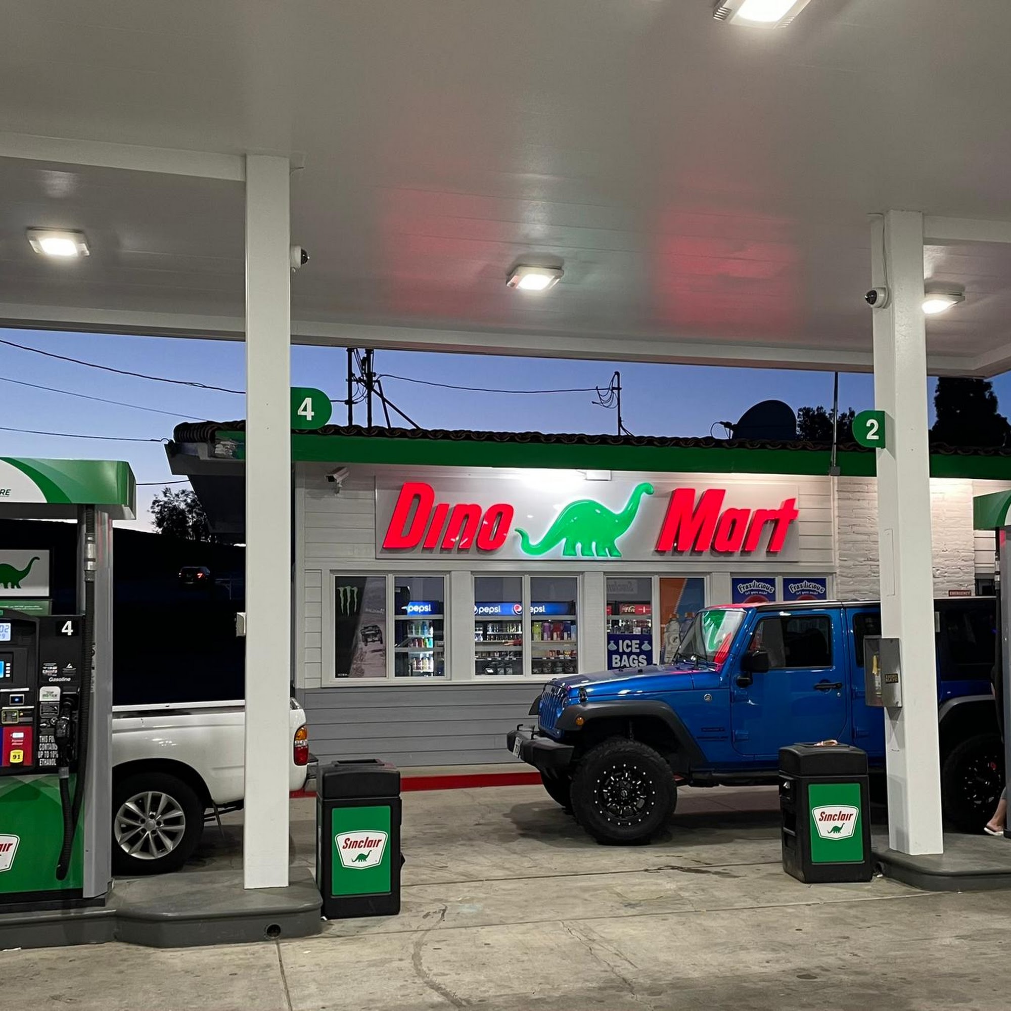 Sinclair Gas Station