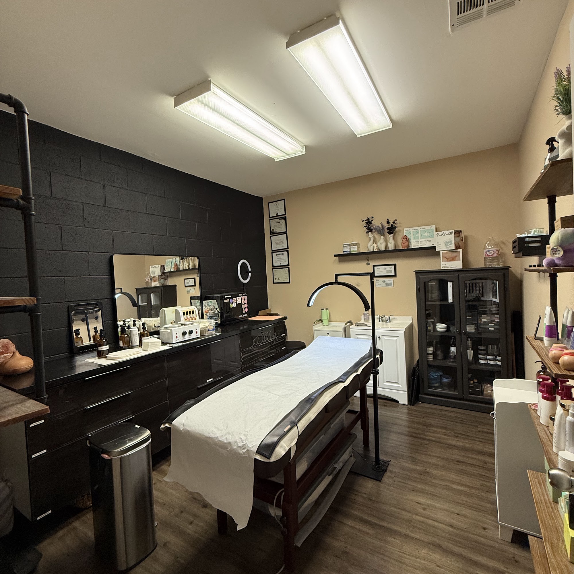 Purely Heaven Beauty 343 Sixth St, Norco California 92860