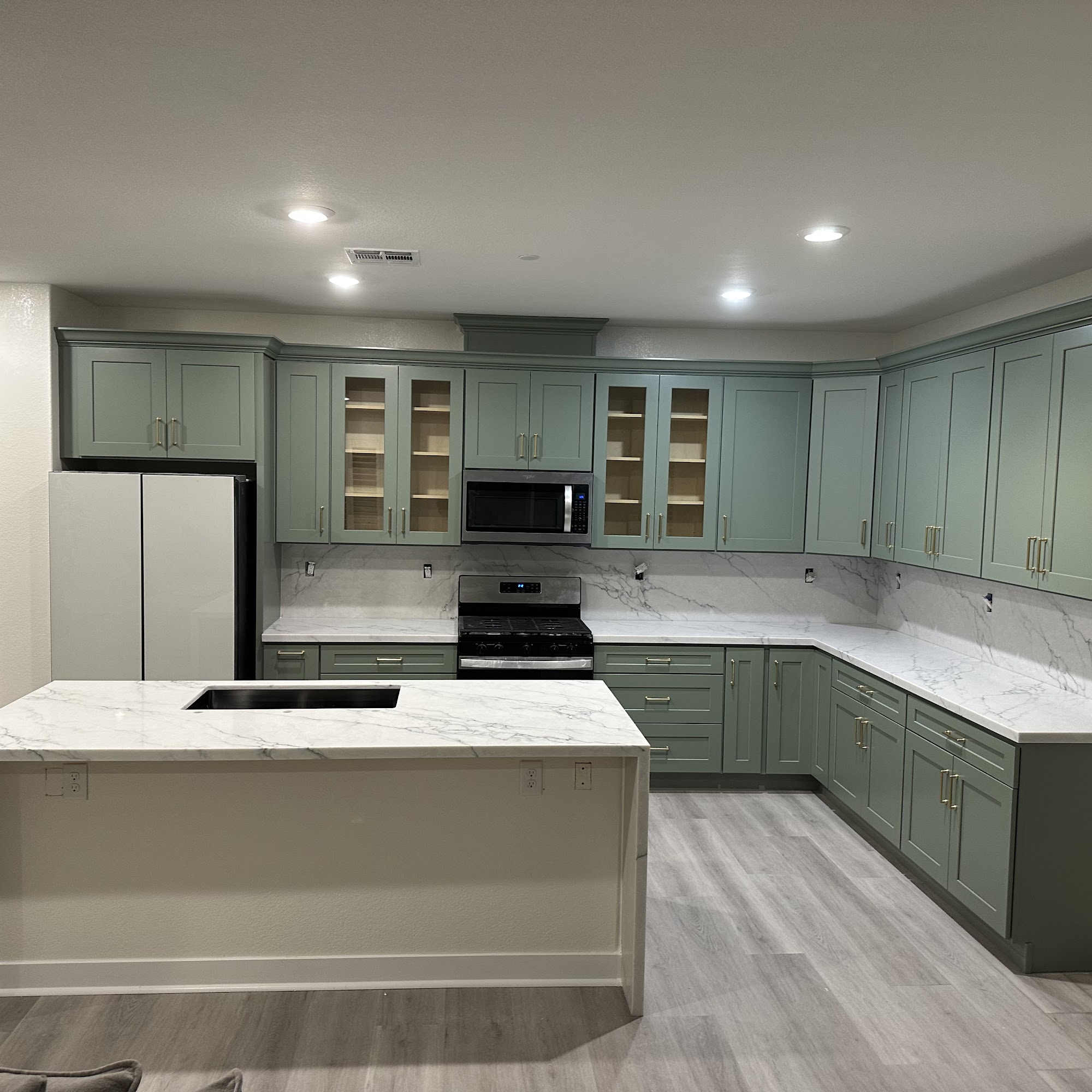 United Bros Kitchens INC 1217 Sixth St #1D, Norco California 92860