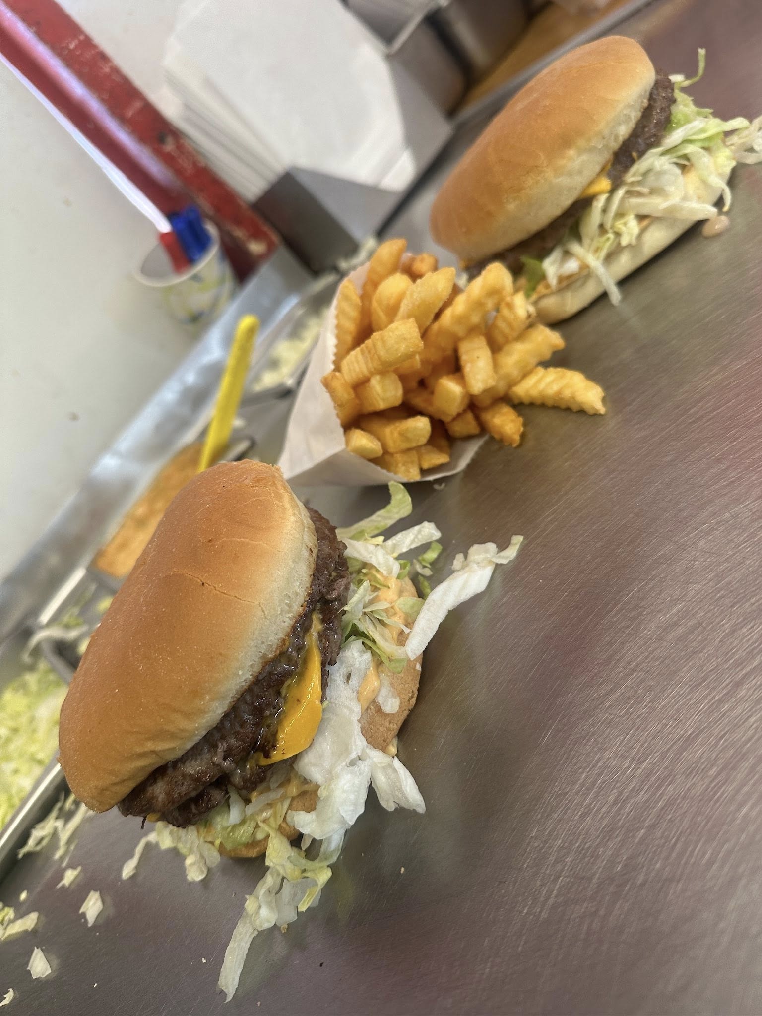 Lou's Burgers North Highlands