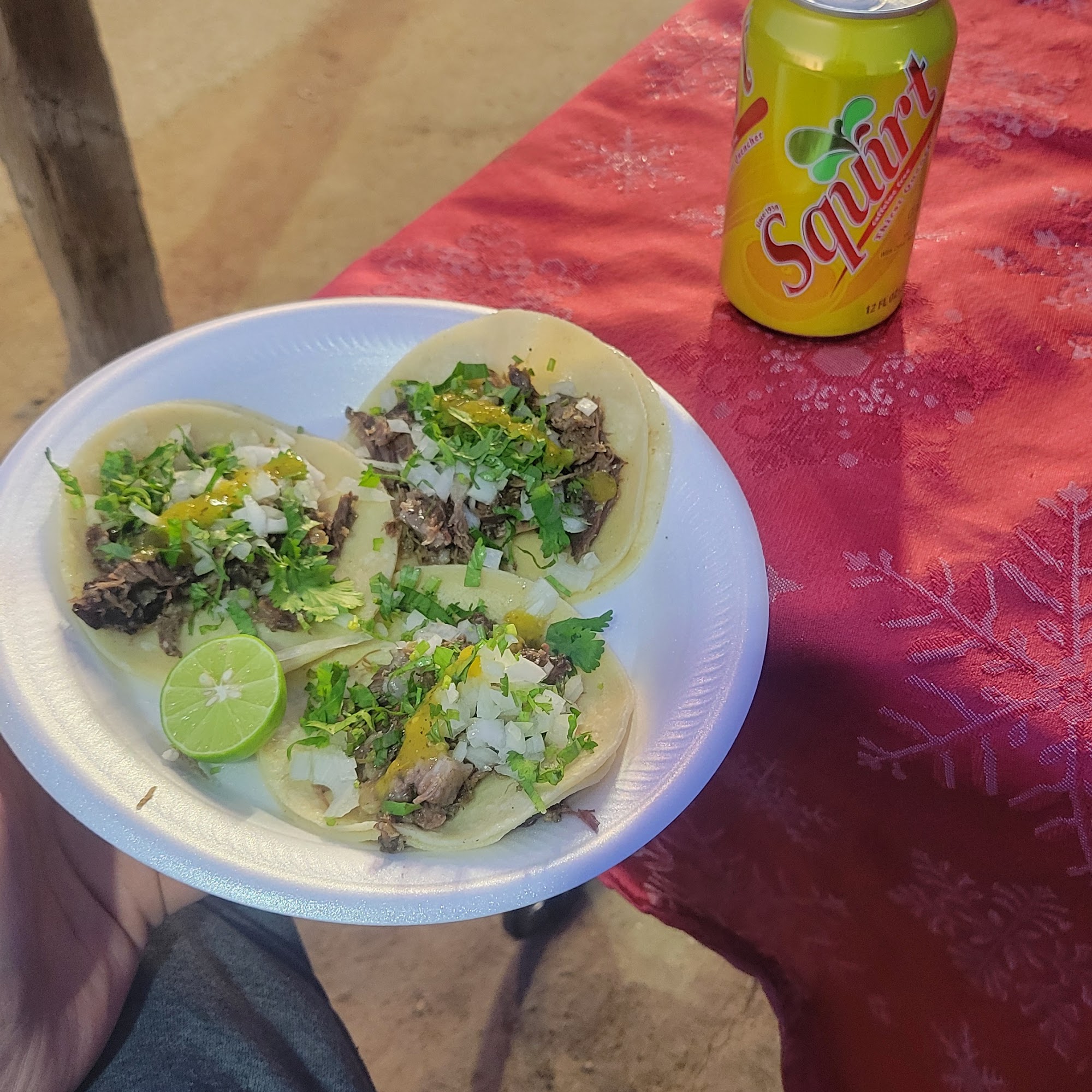 Tacos y Hamburguesas Las Iguanitas North Highlands
