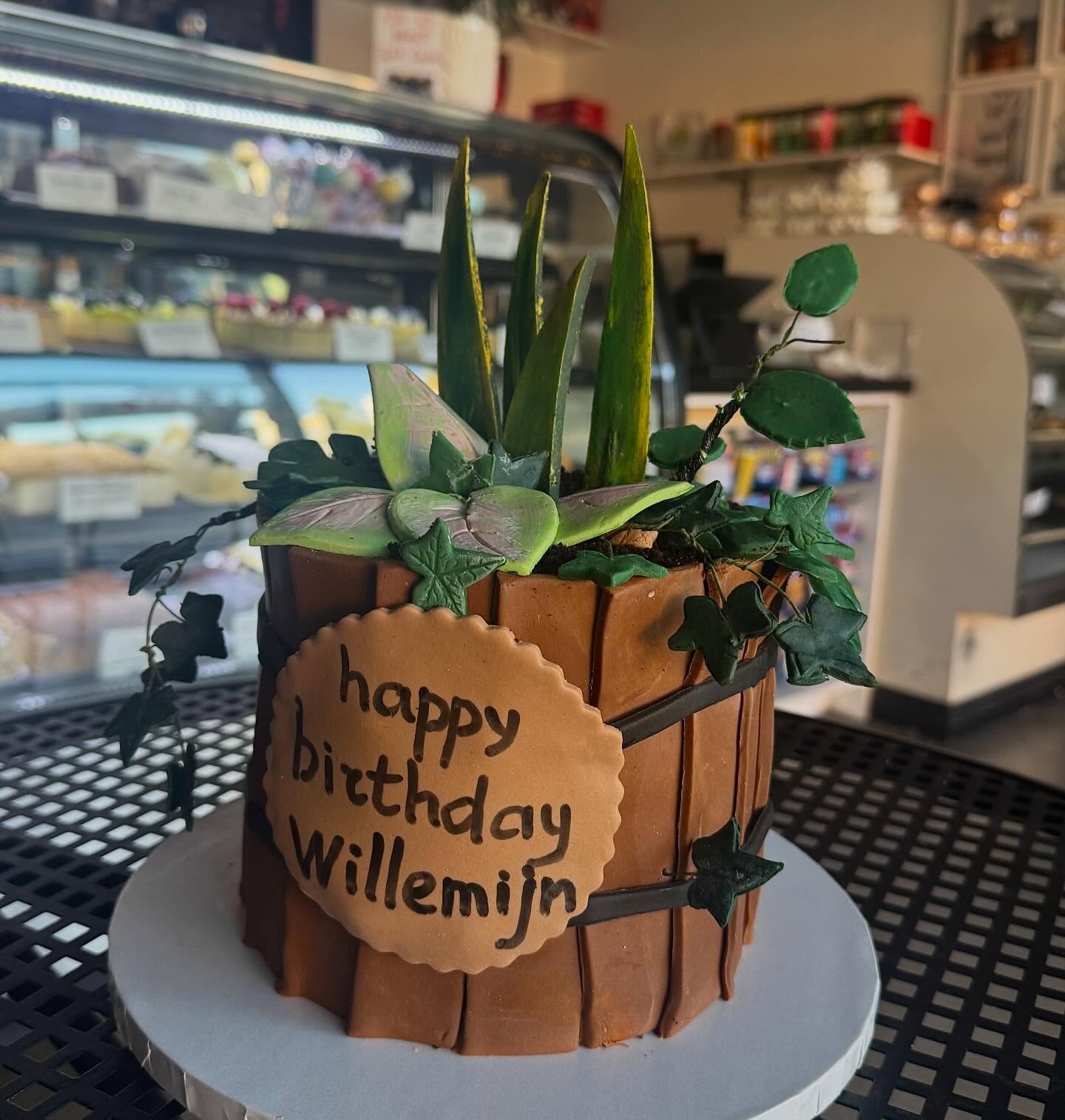 Napoleon Bakery Northridge