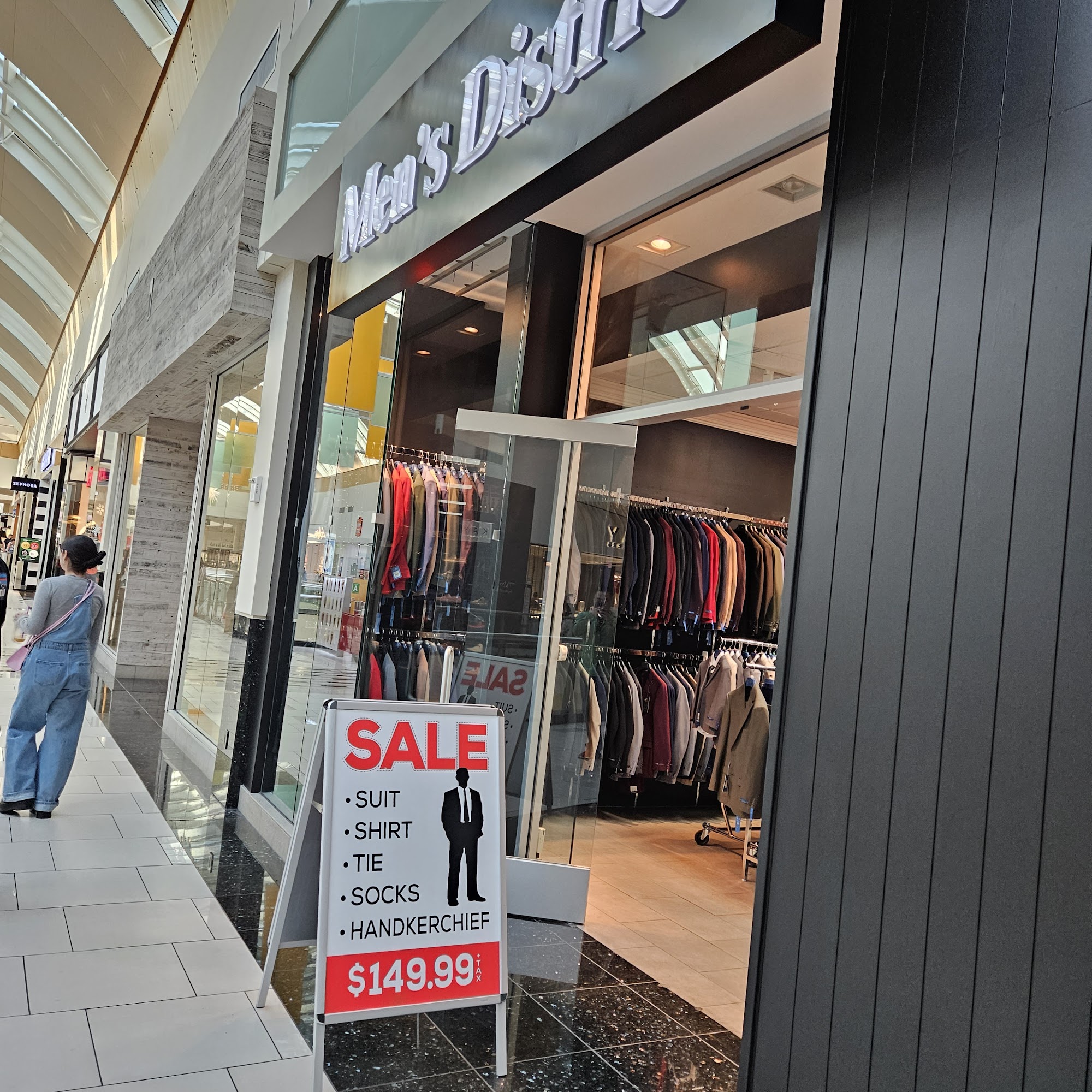 Mens District Northridge