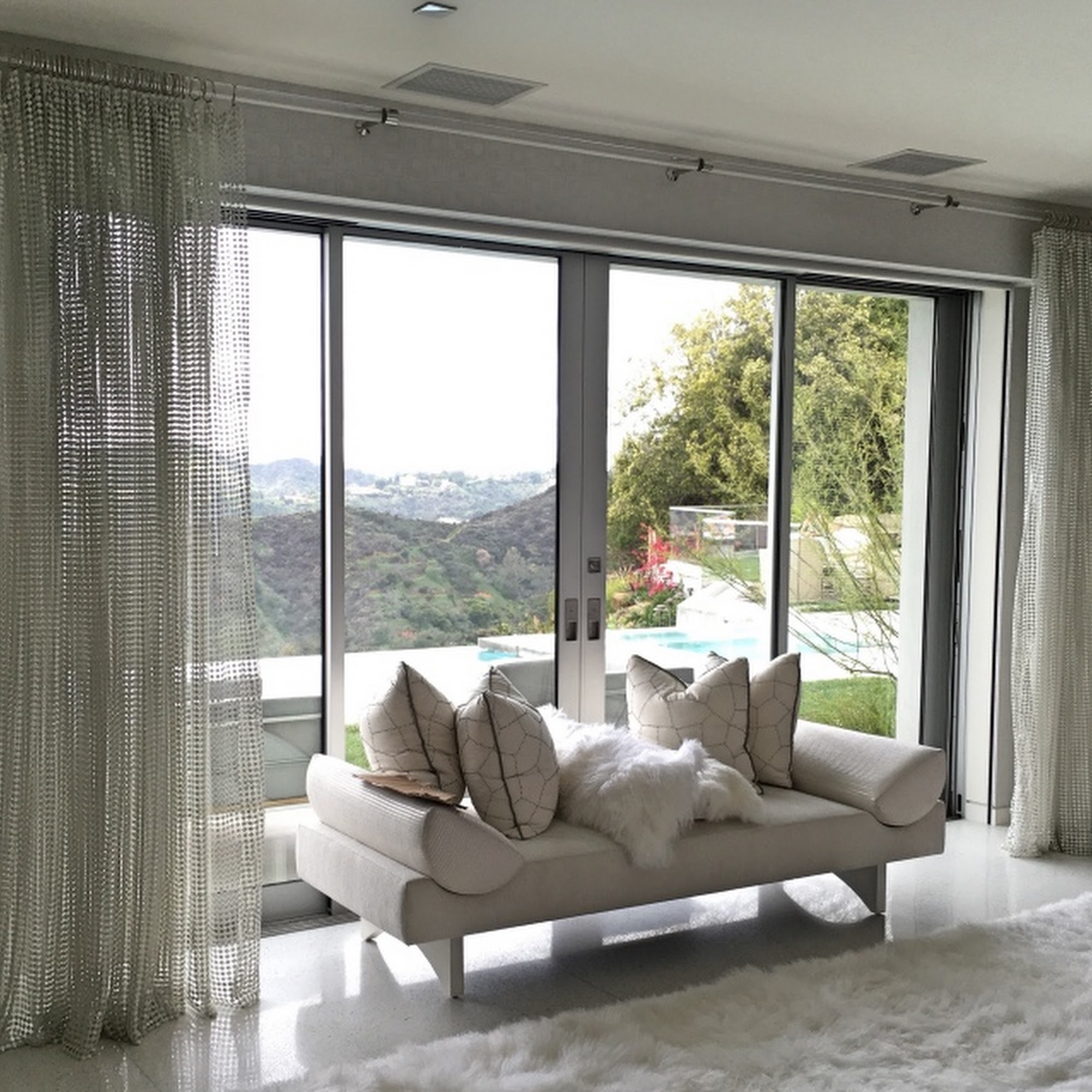 Creative Draperies of California Northridge