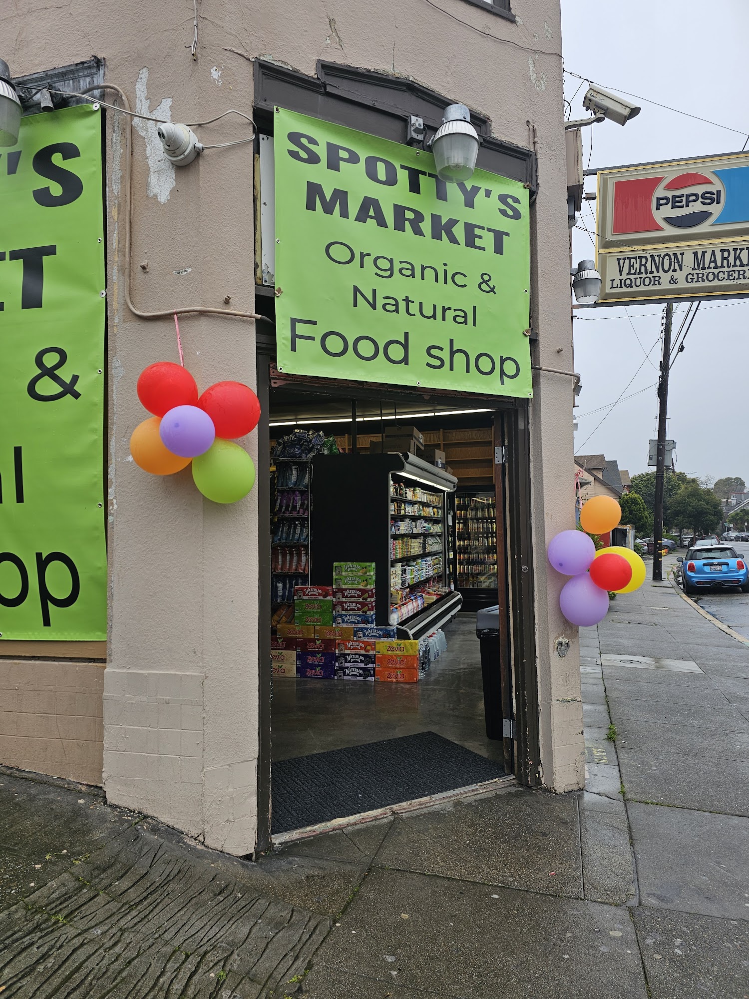 Spotty's Market Oakland