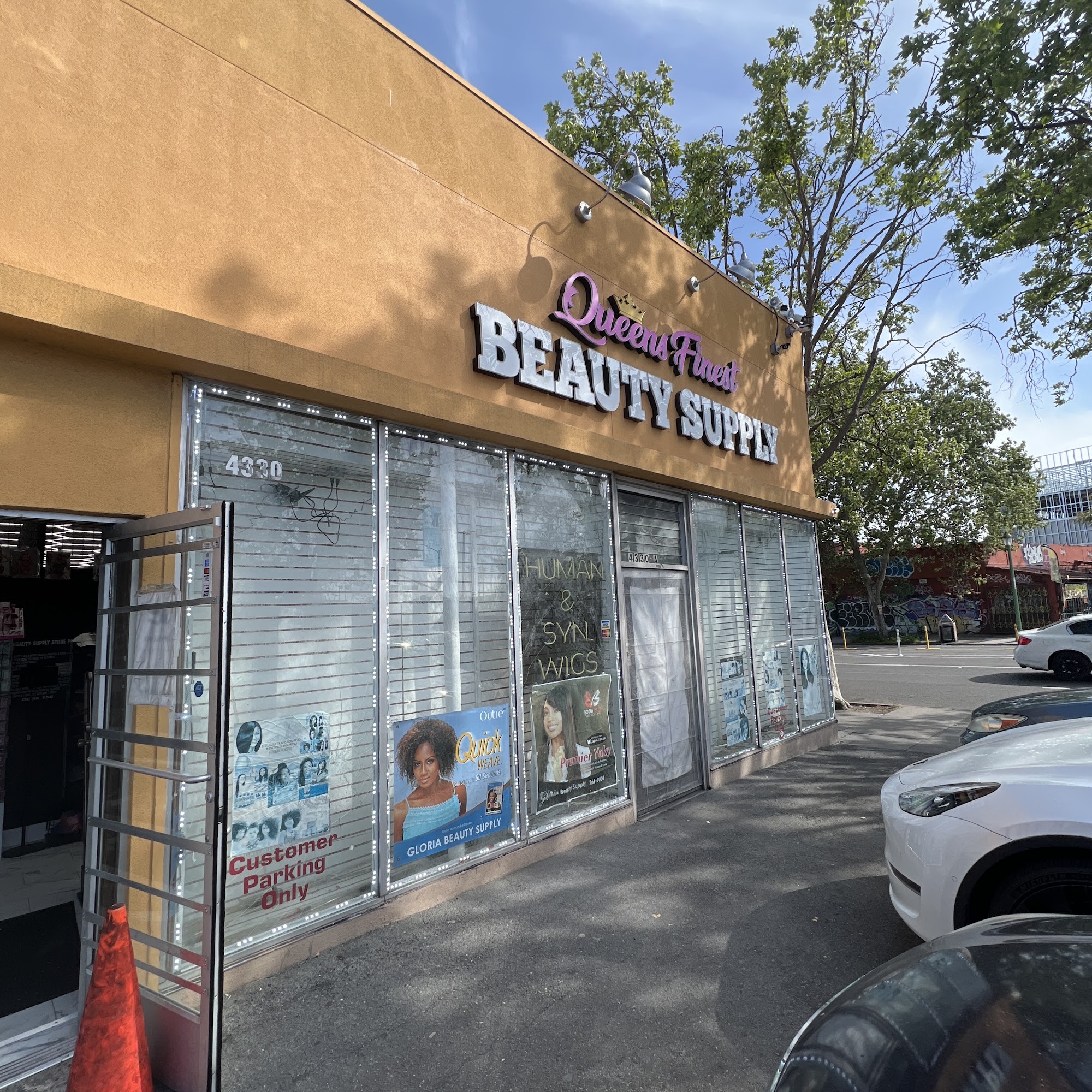 Queens Finest Beauty Supply Oakland