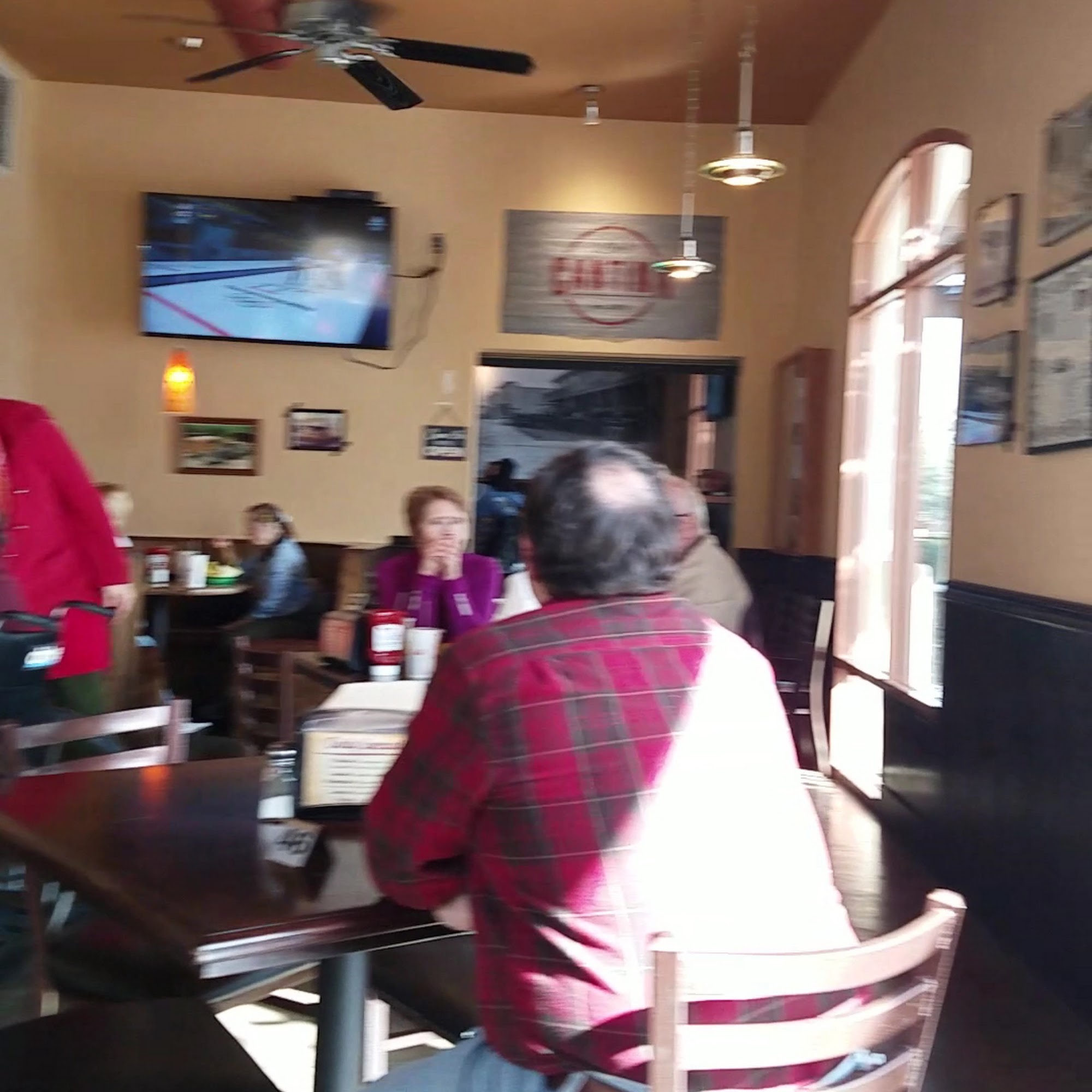 Jim & Rob's Fresh Grill and Lisa's Cantina Ojai