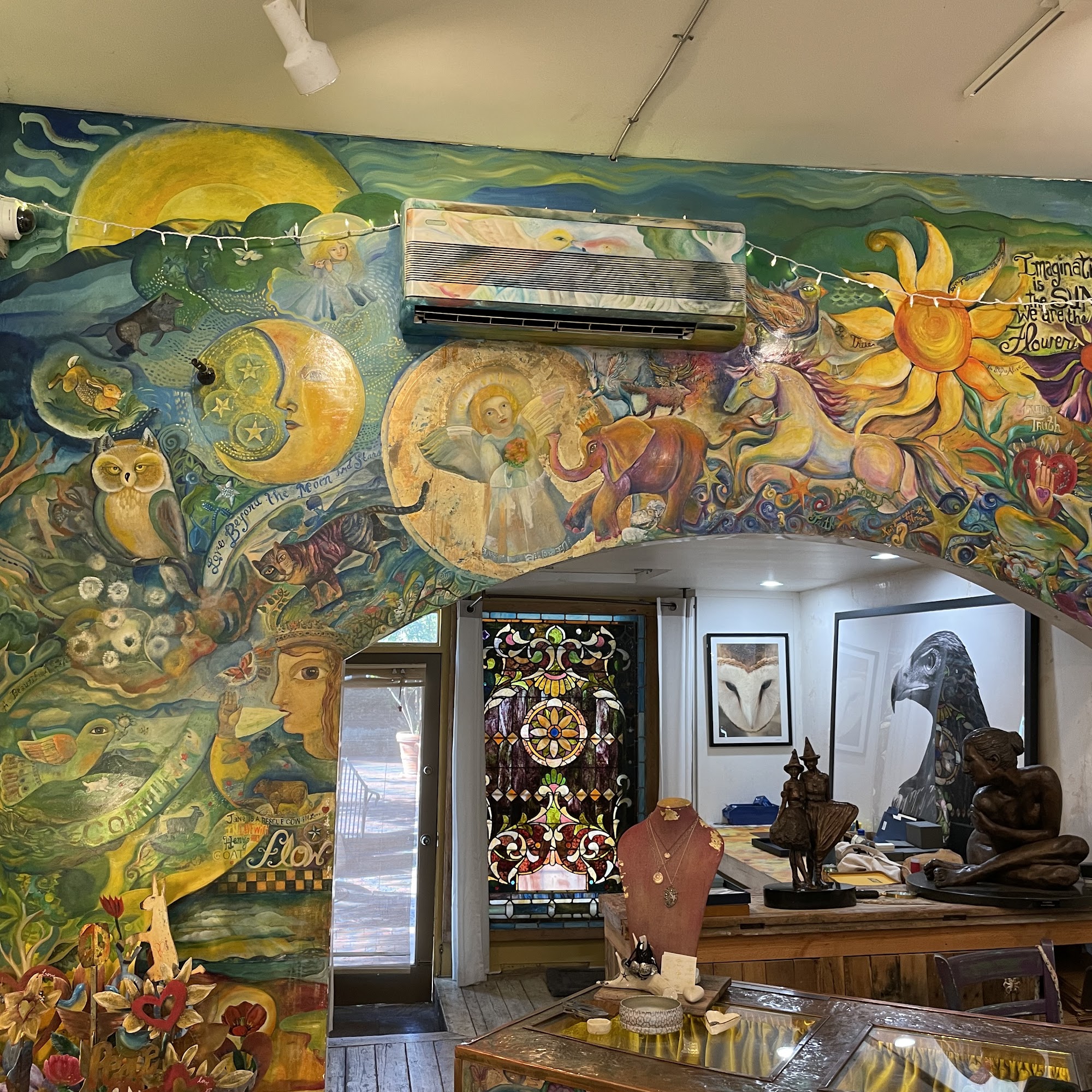 Jes MaHarry 316 E Ojai Ave, Ojai California 93023