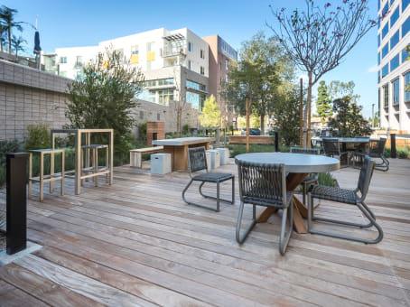 Regus - Orange - Orange Executive Tower