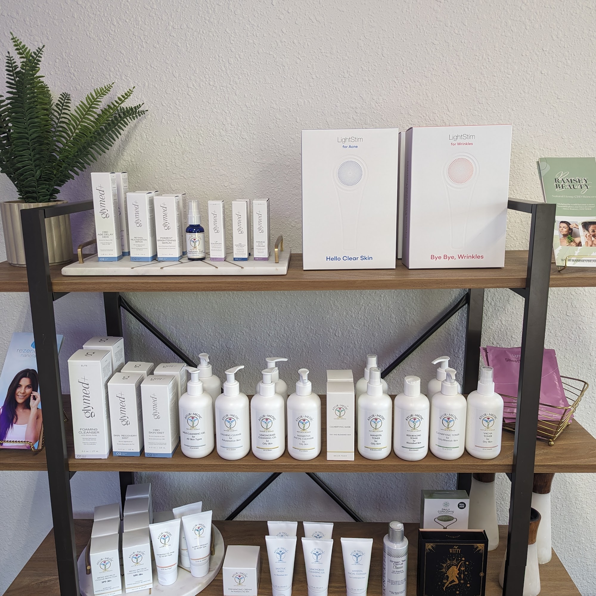 Daydream Skinn 2351 Washington Ave Unit G, Oroville California 95966