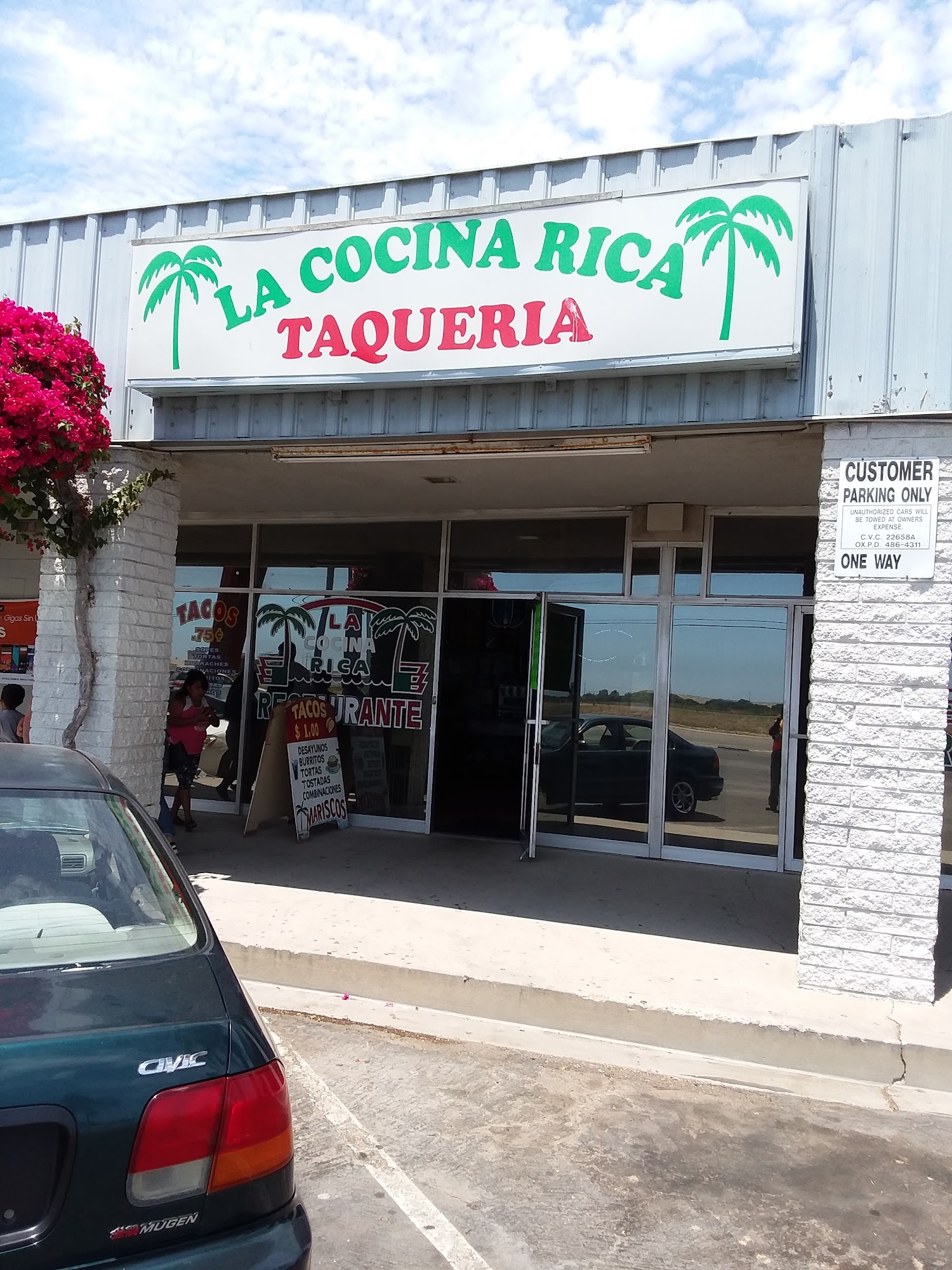 La Cocina Rica Restaurant Menu