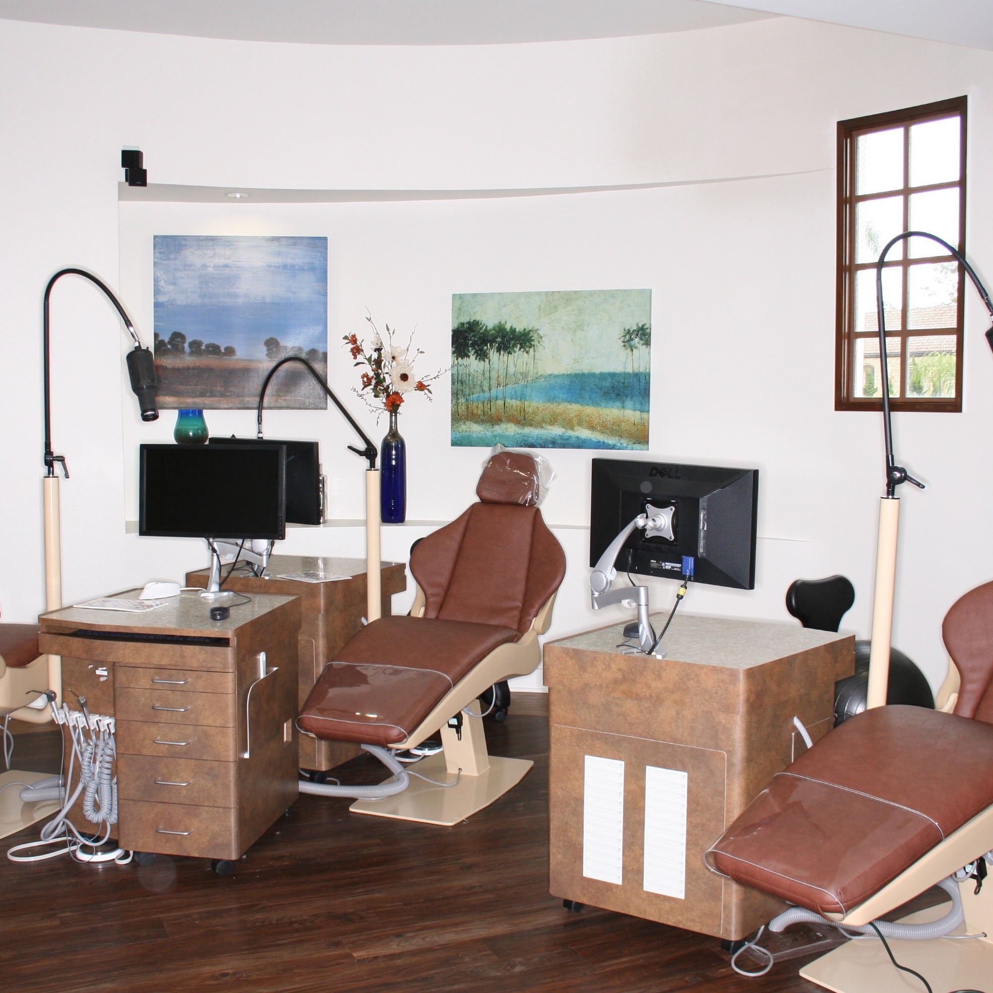 Dr. Mark McDade 750 W Gonzales Rd, Oxnard California 93036