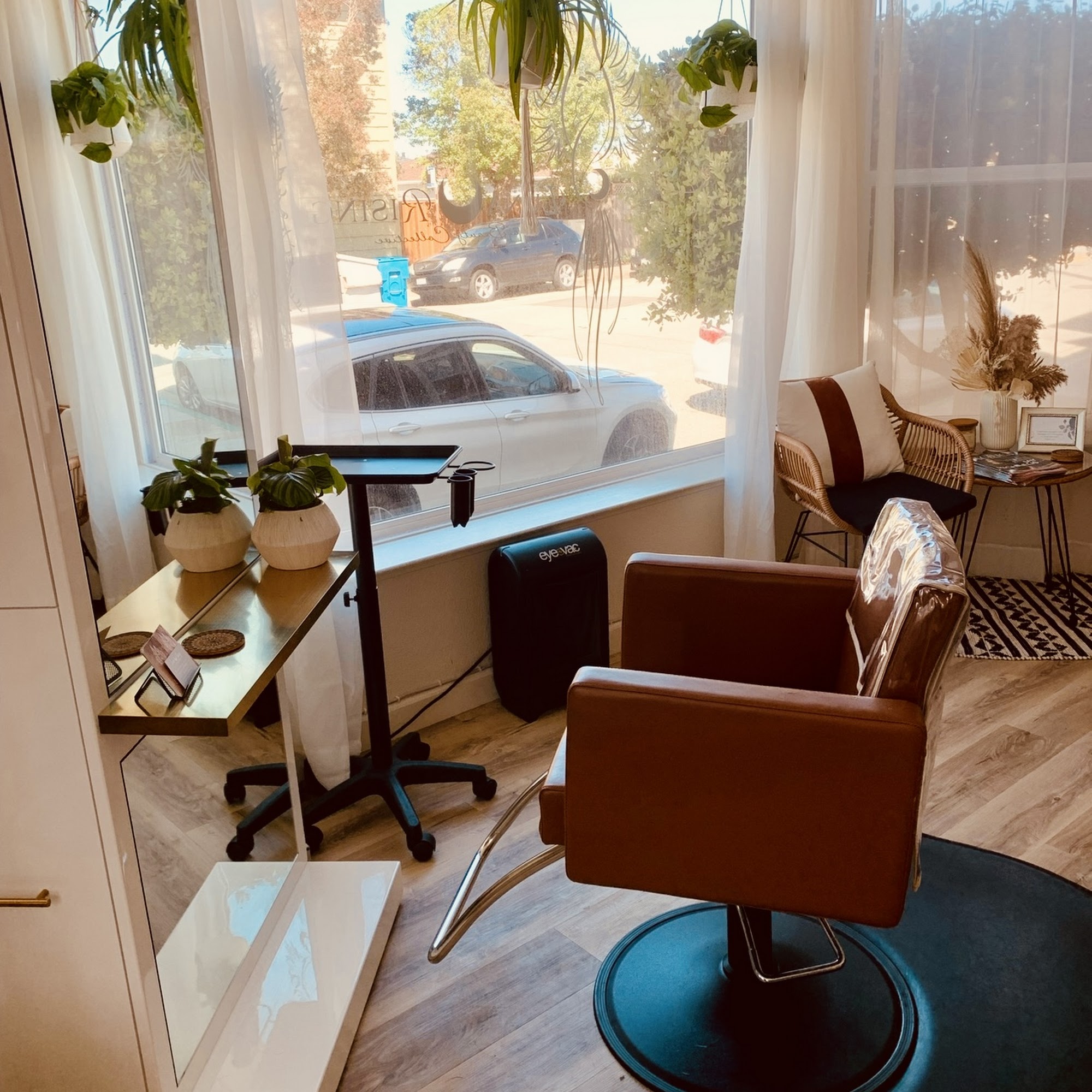 Luna Rising A Beauty Collective