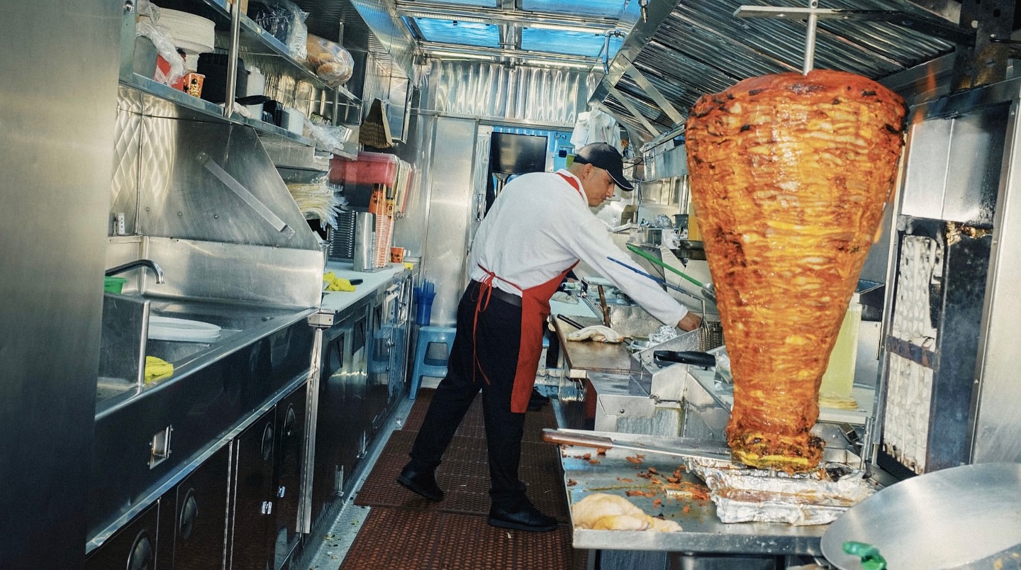 Leos Tacos Truck Pacoima