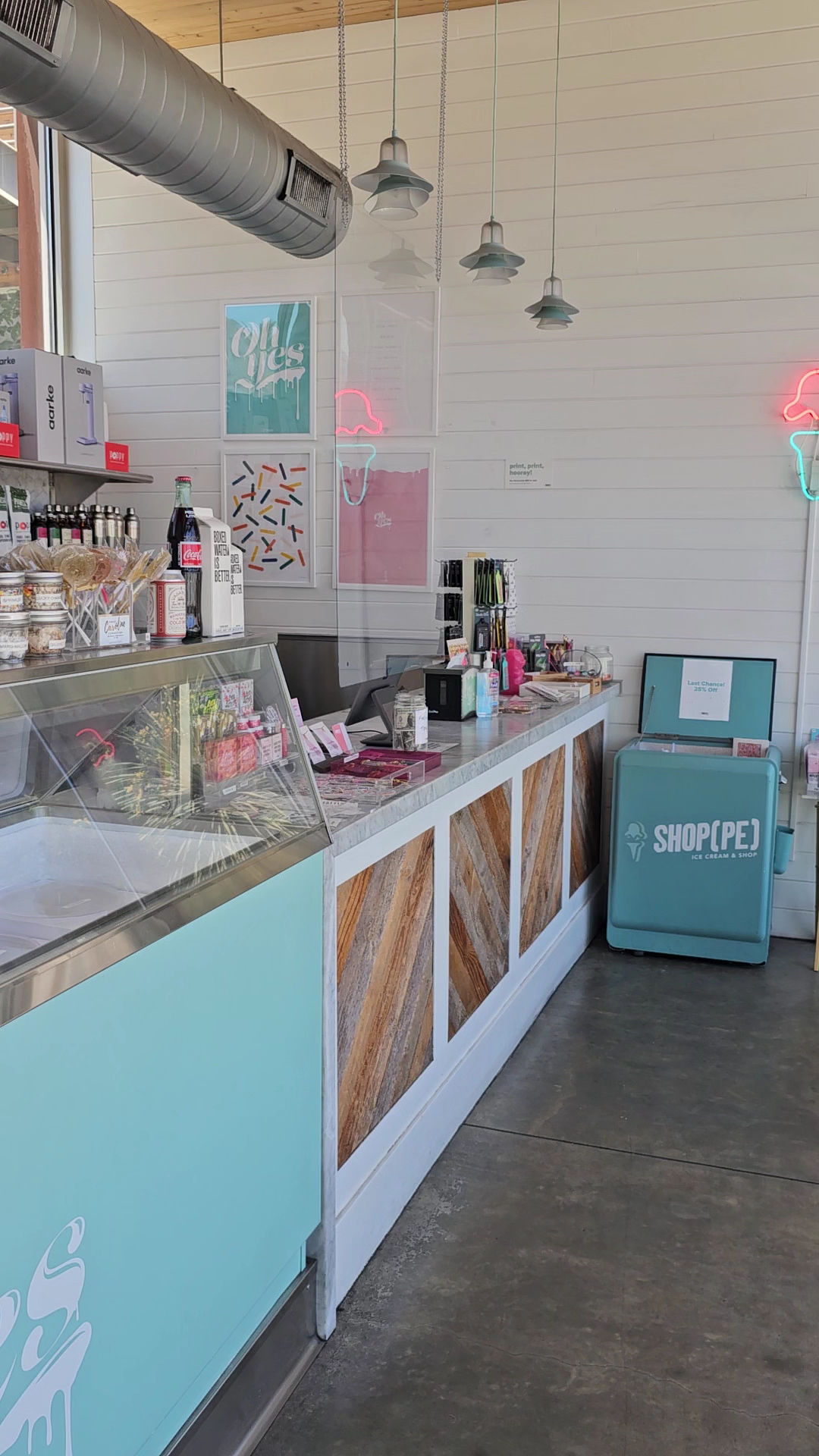 Shop(pe) | Ice Cream & Shop Menu