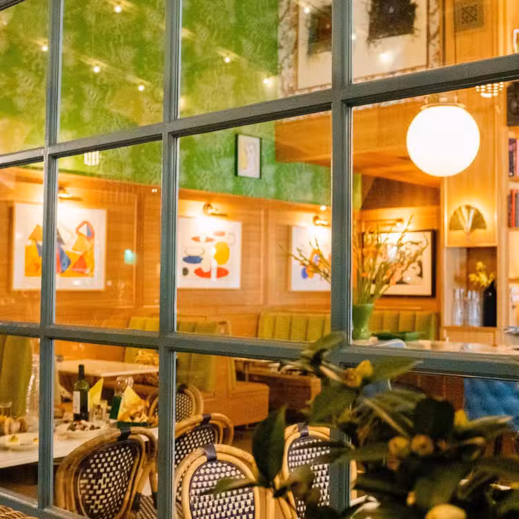 Photo credit: opentable