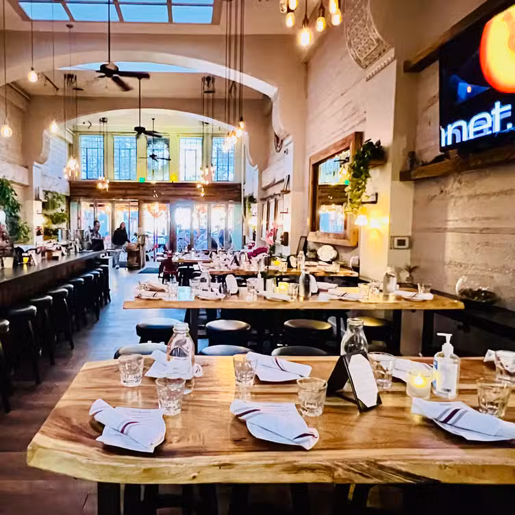 Photo credit: opentable