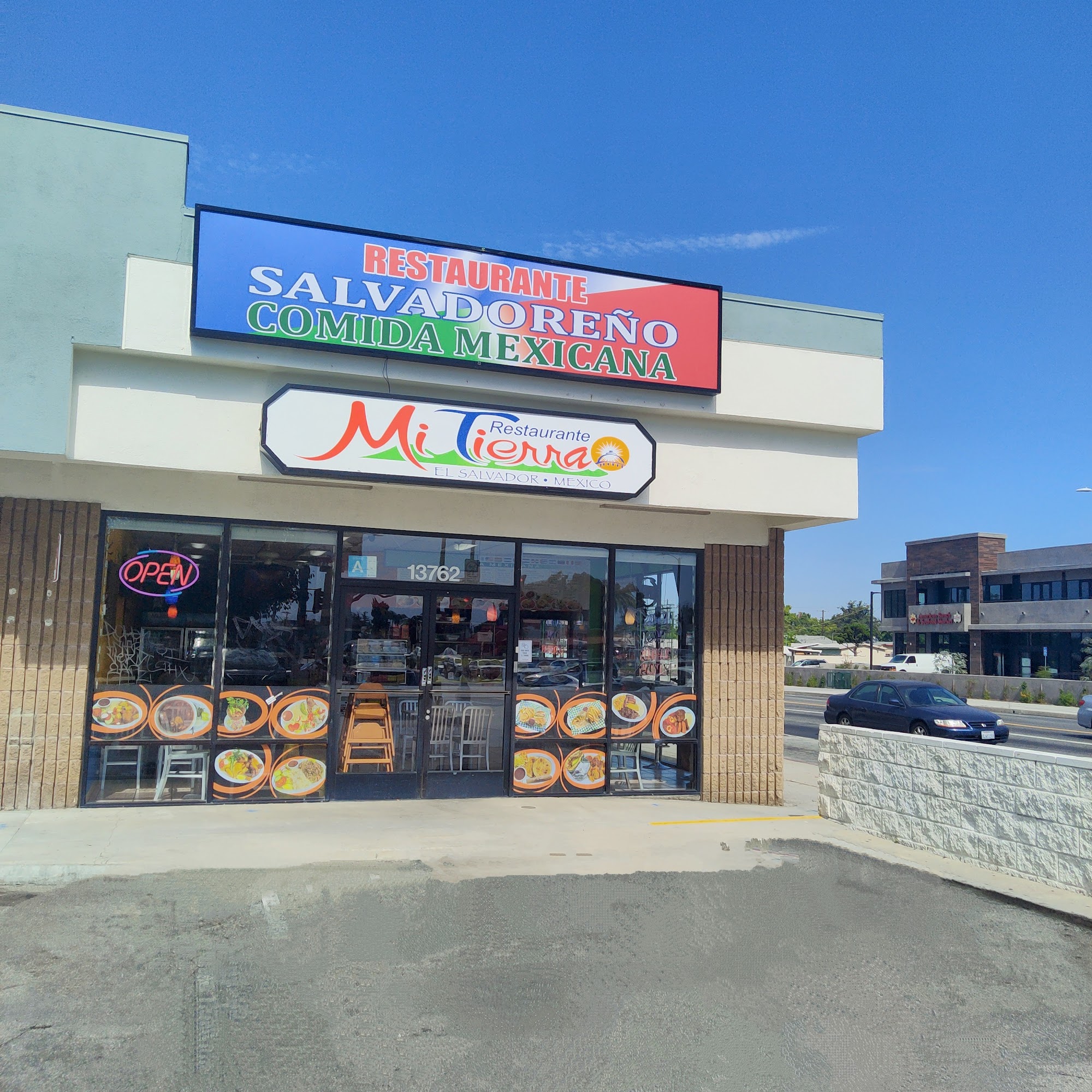 Mi Tierra Restaurant Salvadorian & Mexican Food Panorama City