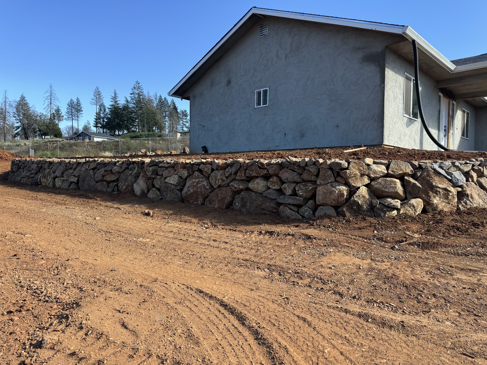 VAZQUEZ YARD & GARDEN SERVICES