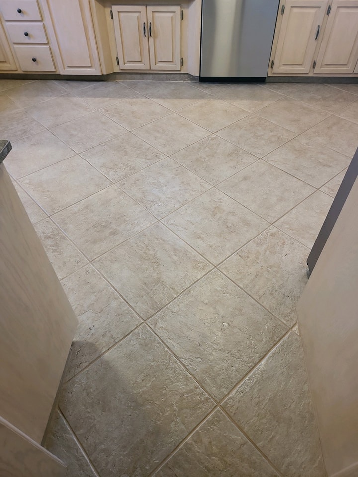 Cori's Cleaning Service LLC