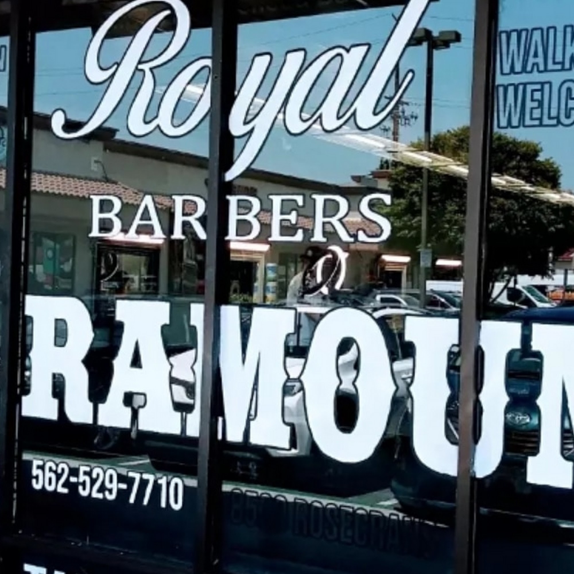 Royal Barbers Paramount