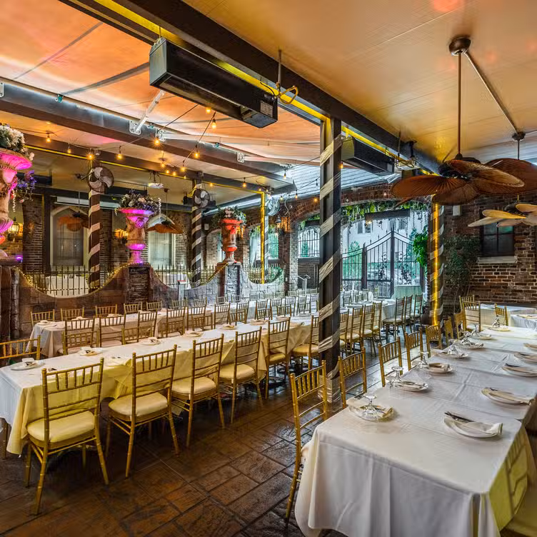 Photo credit: opentable