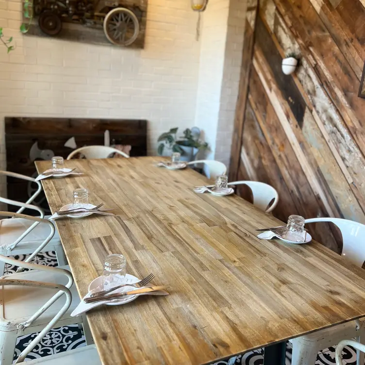 Photo credit: opentable