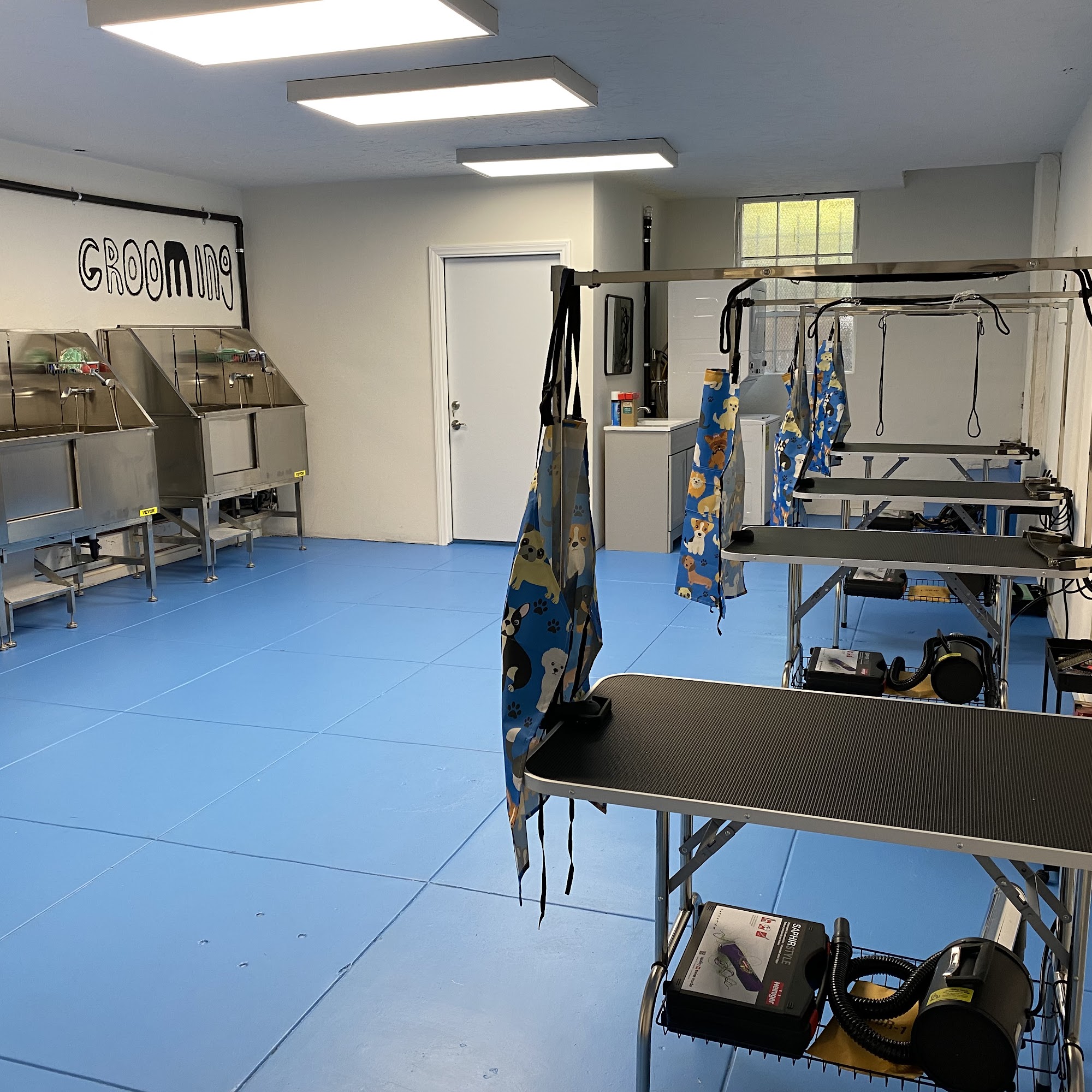 LA Pet Home Pasadena