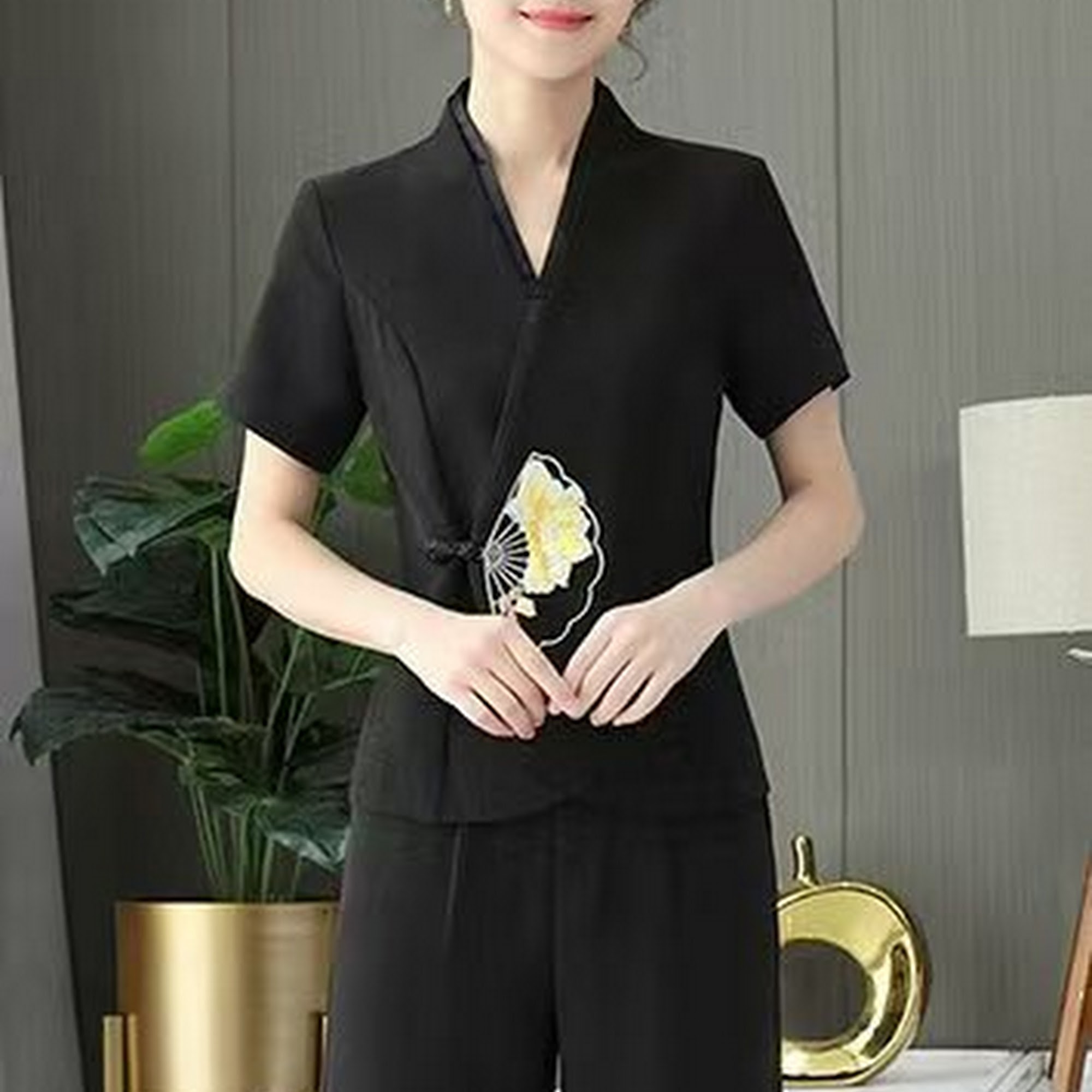 Lake Massage and Wax