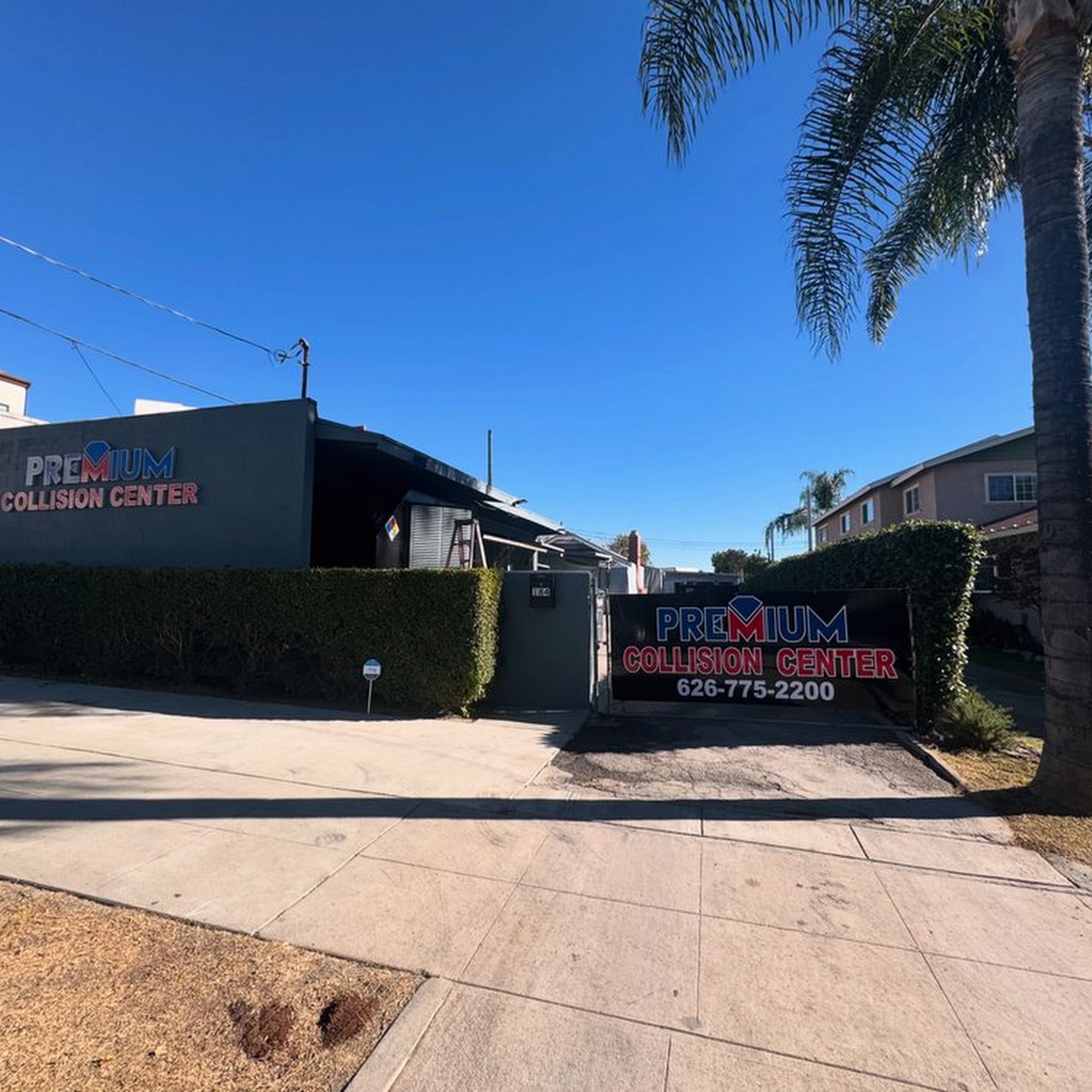 Premium Collision Center