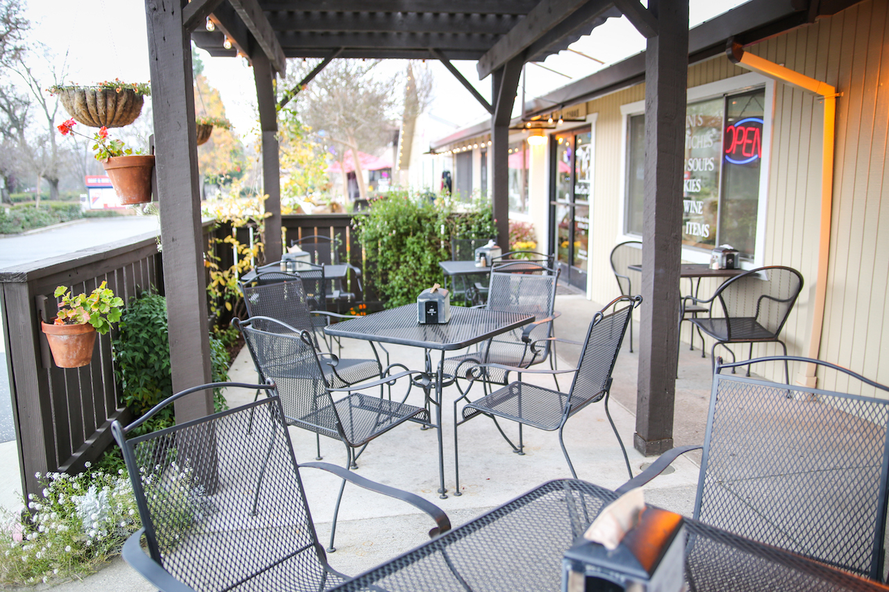 Blue Cow Deli Penn Valley