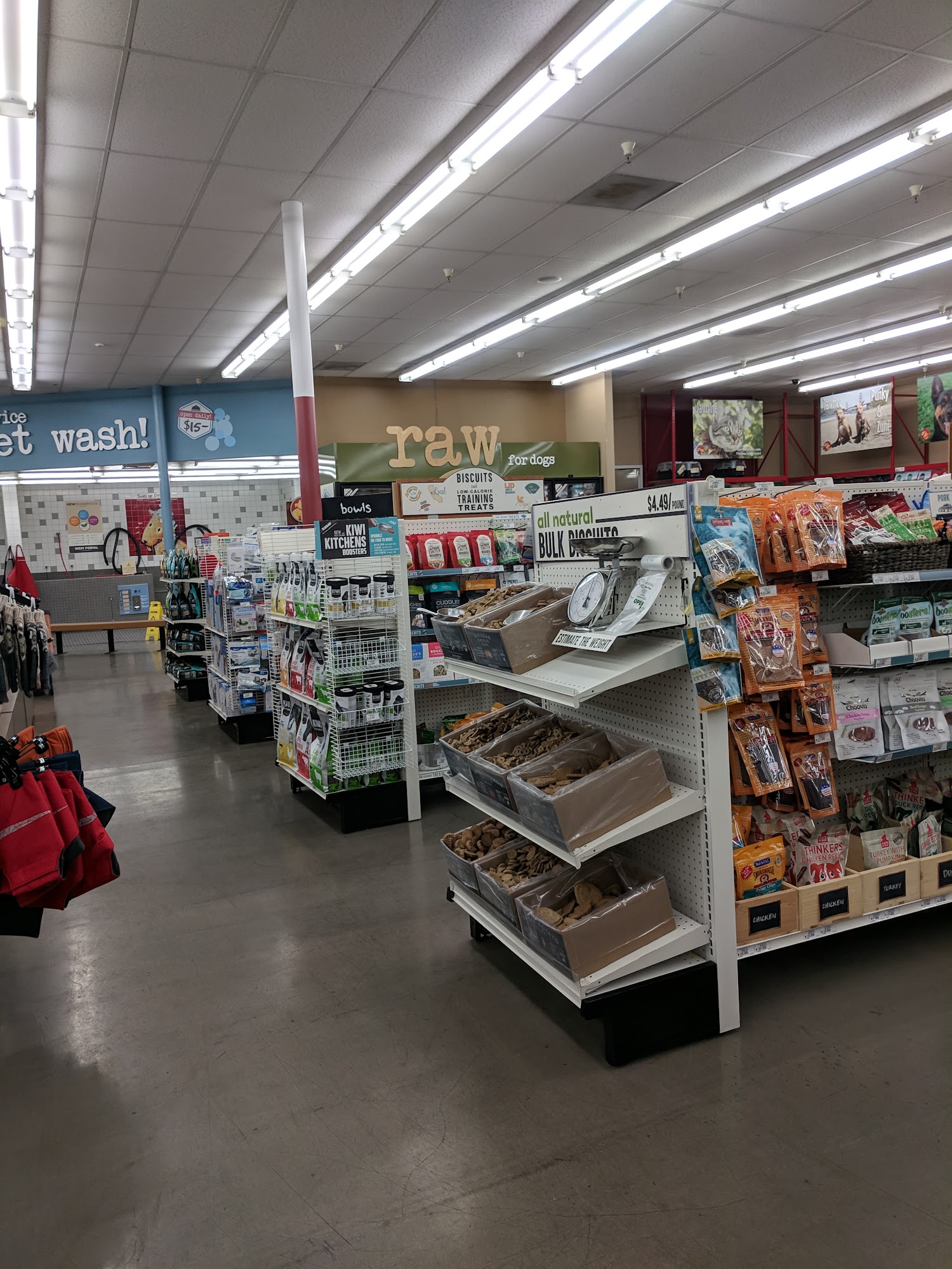 Pet Food Express Petaluma