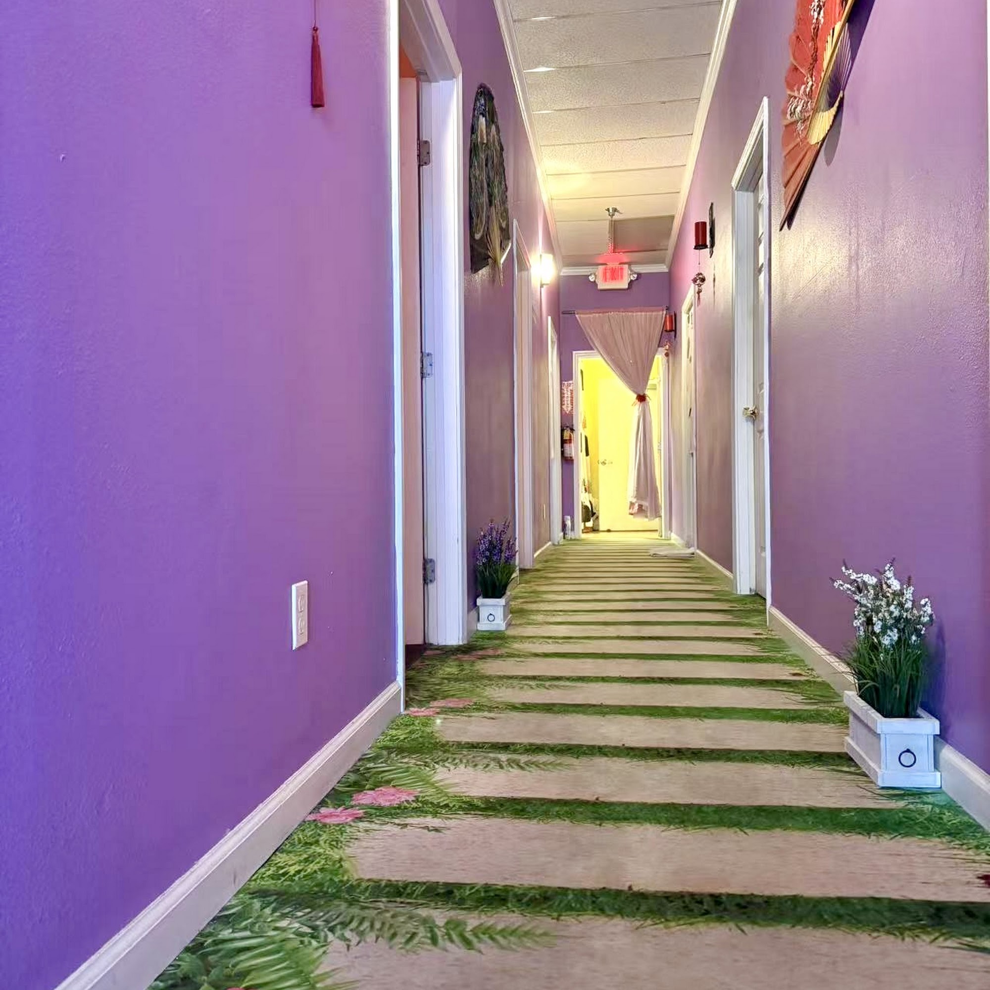 White Lotus Spa & Massage 1390 N McDowell Blvd # K, Petaluma California 94954