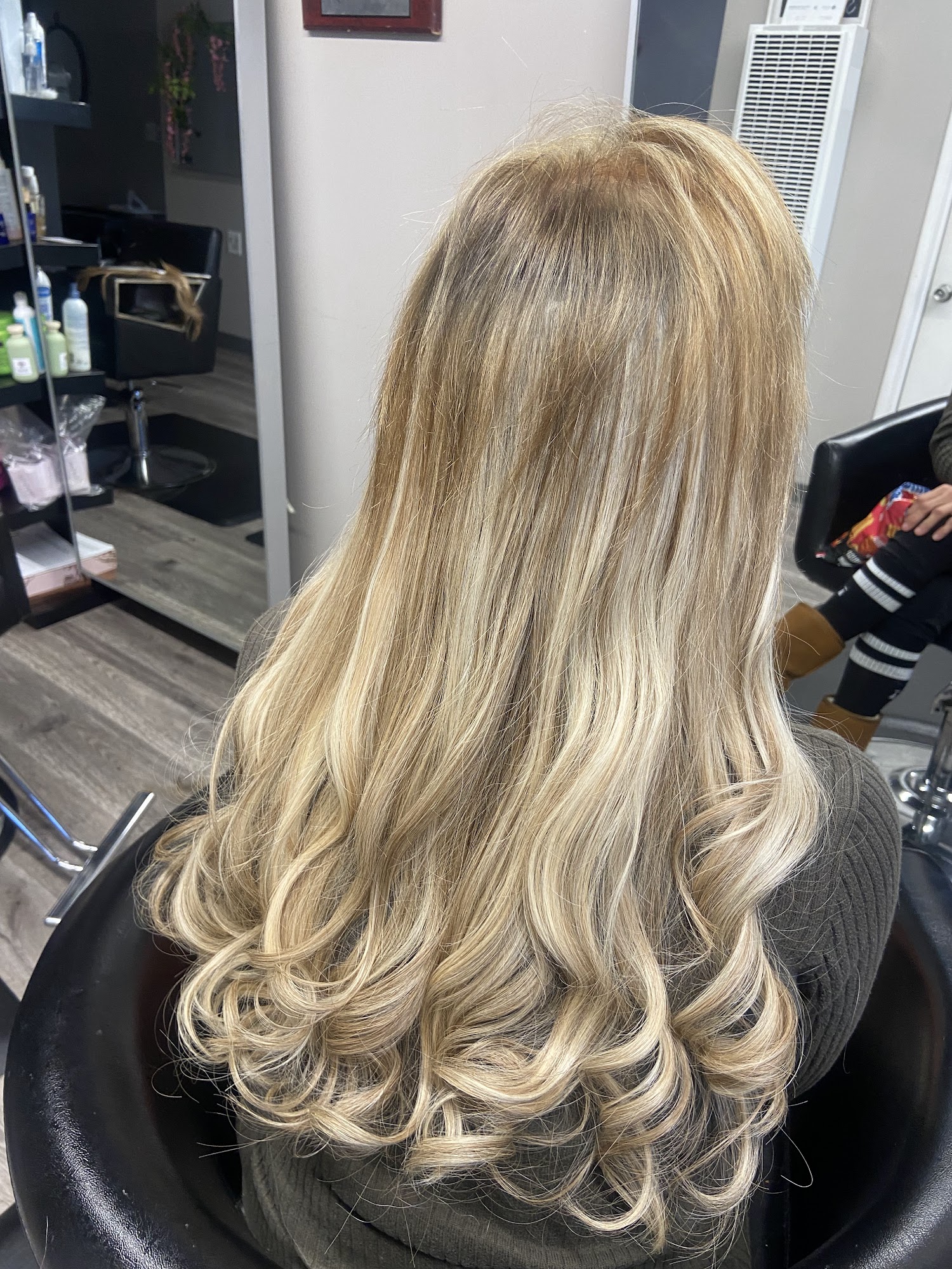 Alexa’s hair extensions