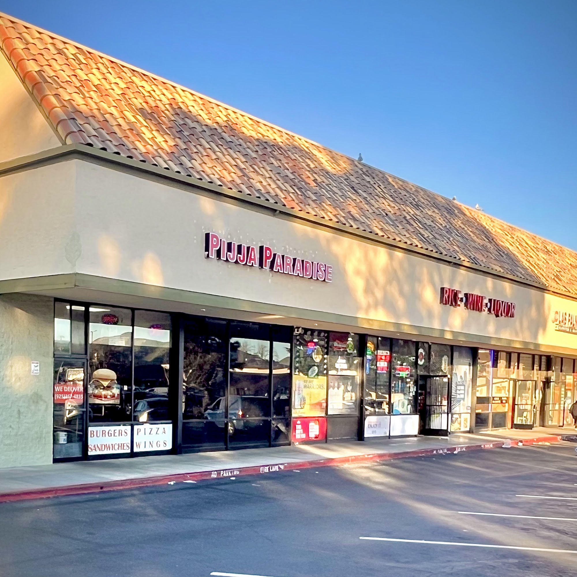 Pijja Paradise 2961 Railroad Ave, Pittsburg