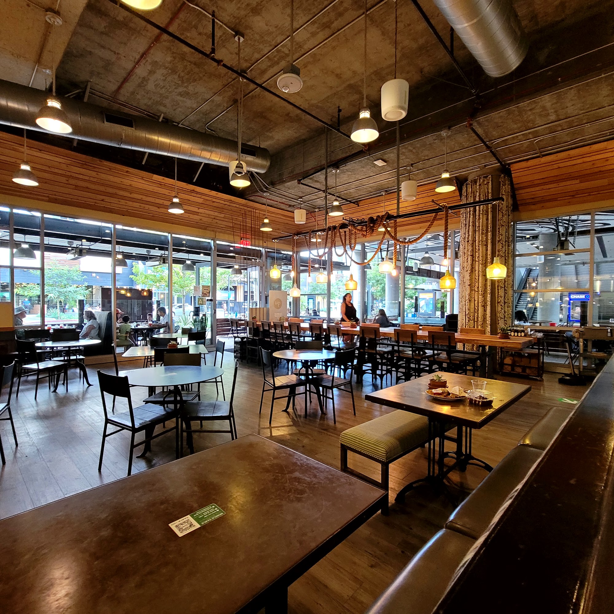 Urban Plates Playa Vista