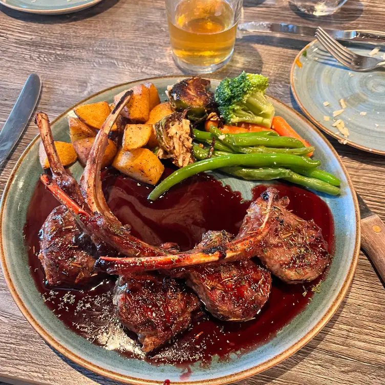 Photo credit: opentable